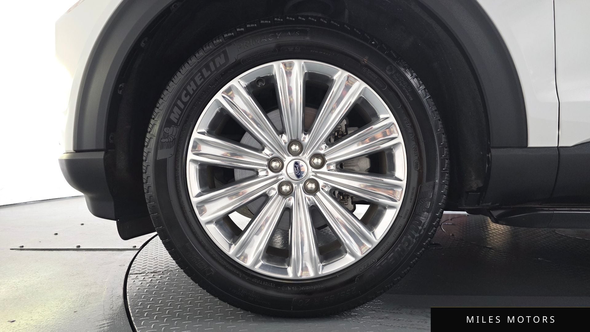 Ford Explorer 2021 — миниатюра 4