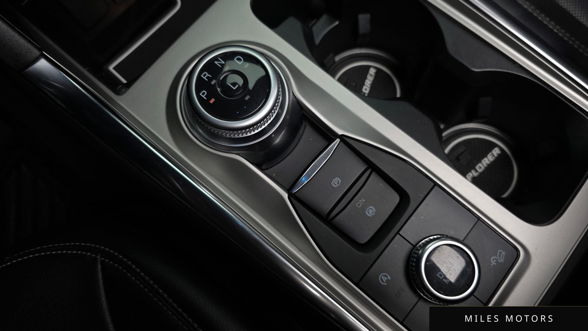 Ford Explorer 2021 — миниатюра 11
