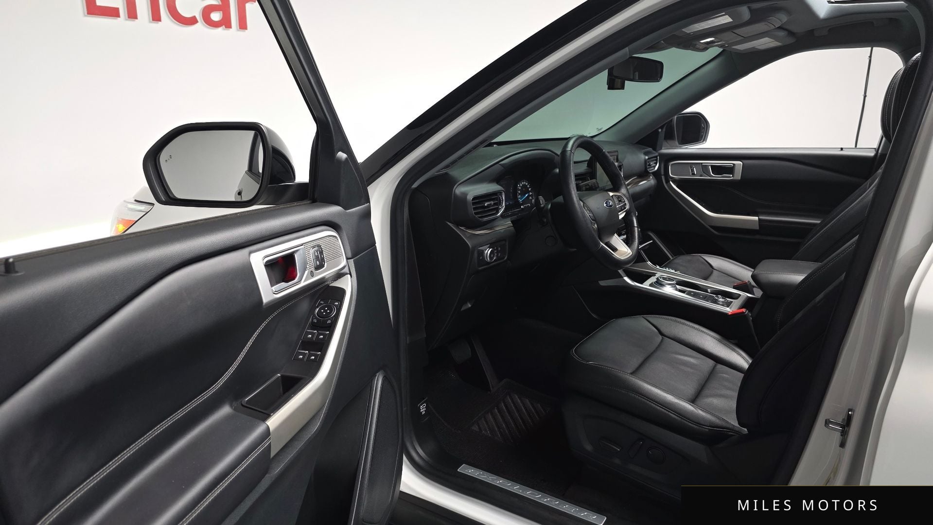 Ford Explorer 2021 — миниатюра 12