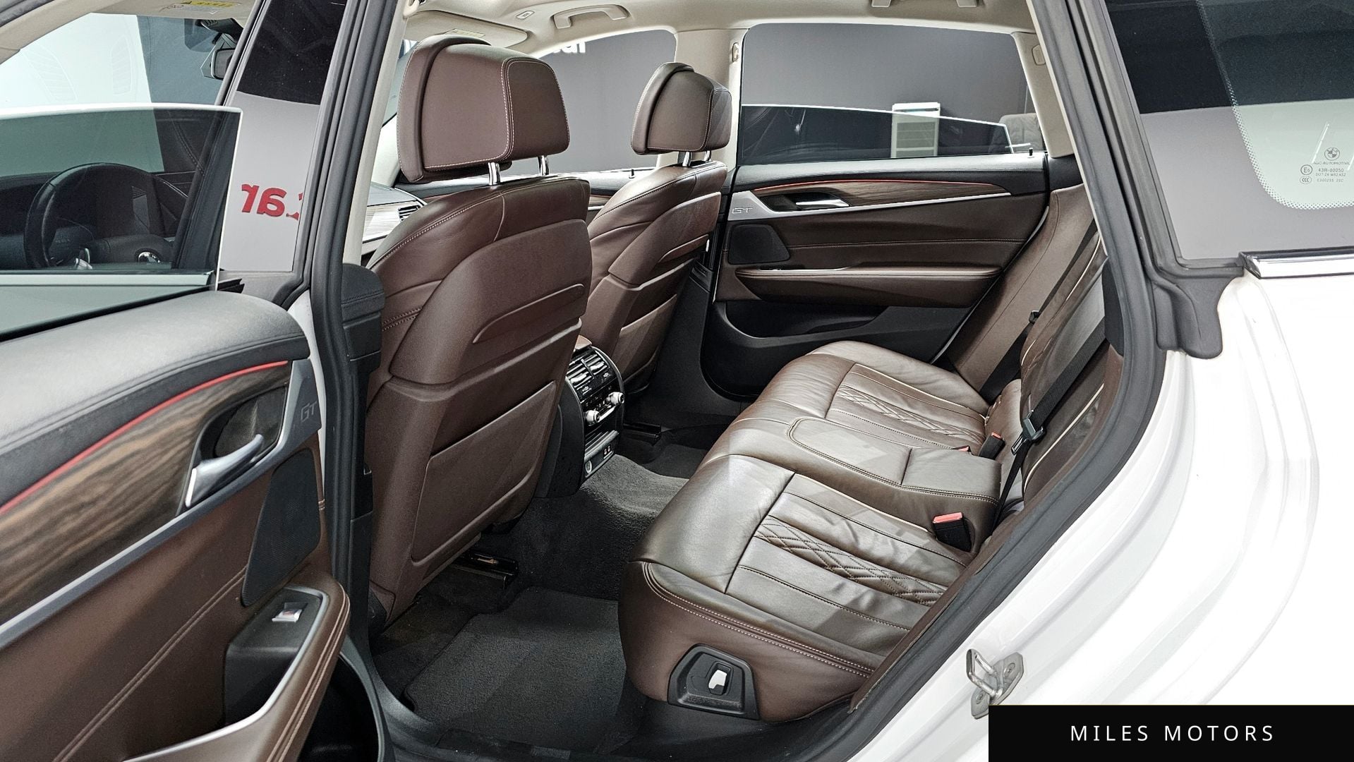 BMW 6 Series GT (G32) 2020 — миниатюра 11