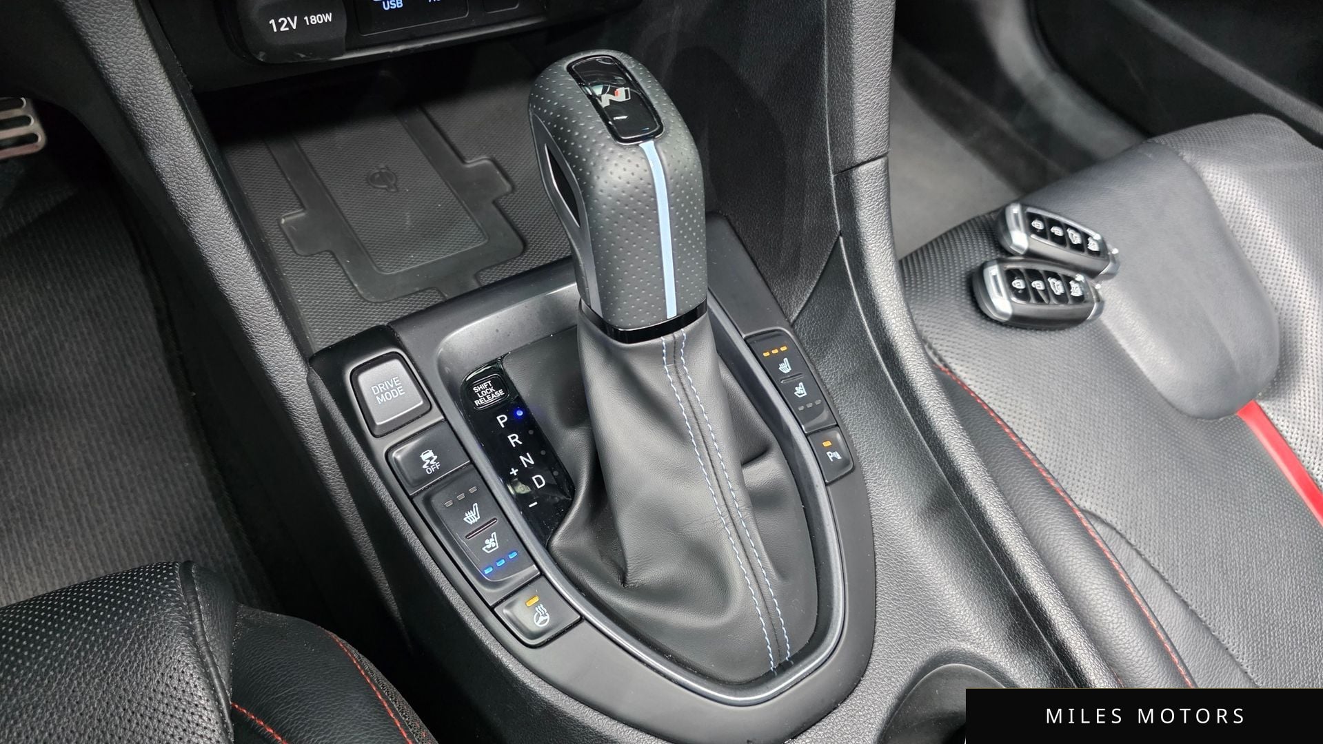 Hyundai Veloster 2018 — миниатюра 12
