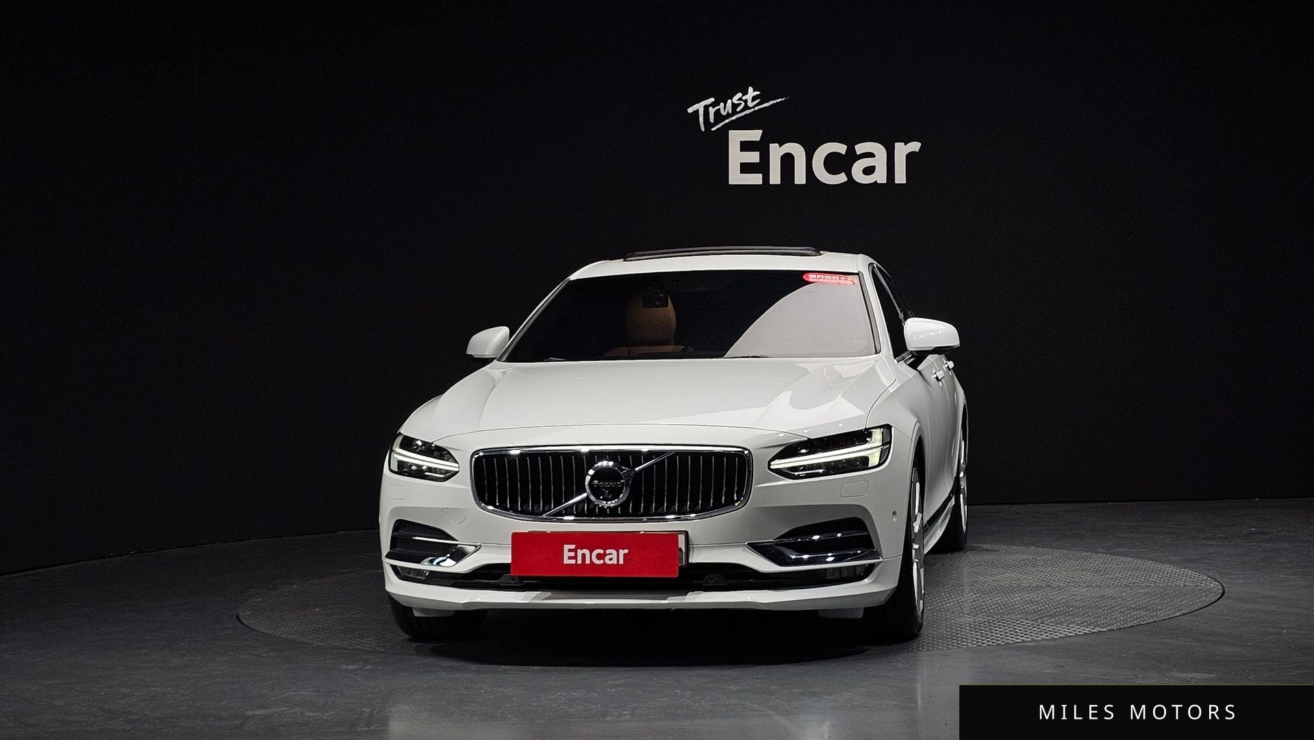 Volvo S90 2019 — миниатюра 2