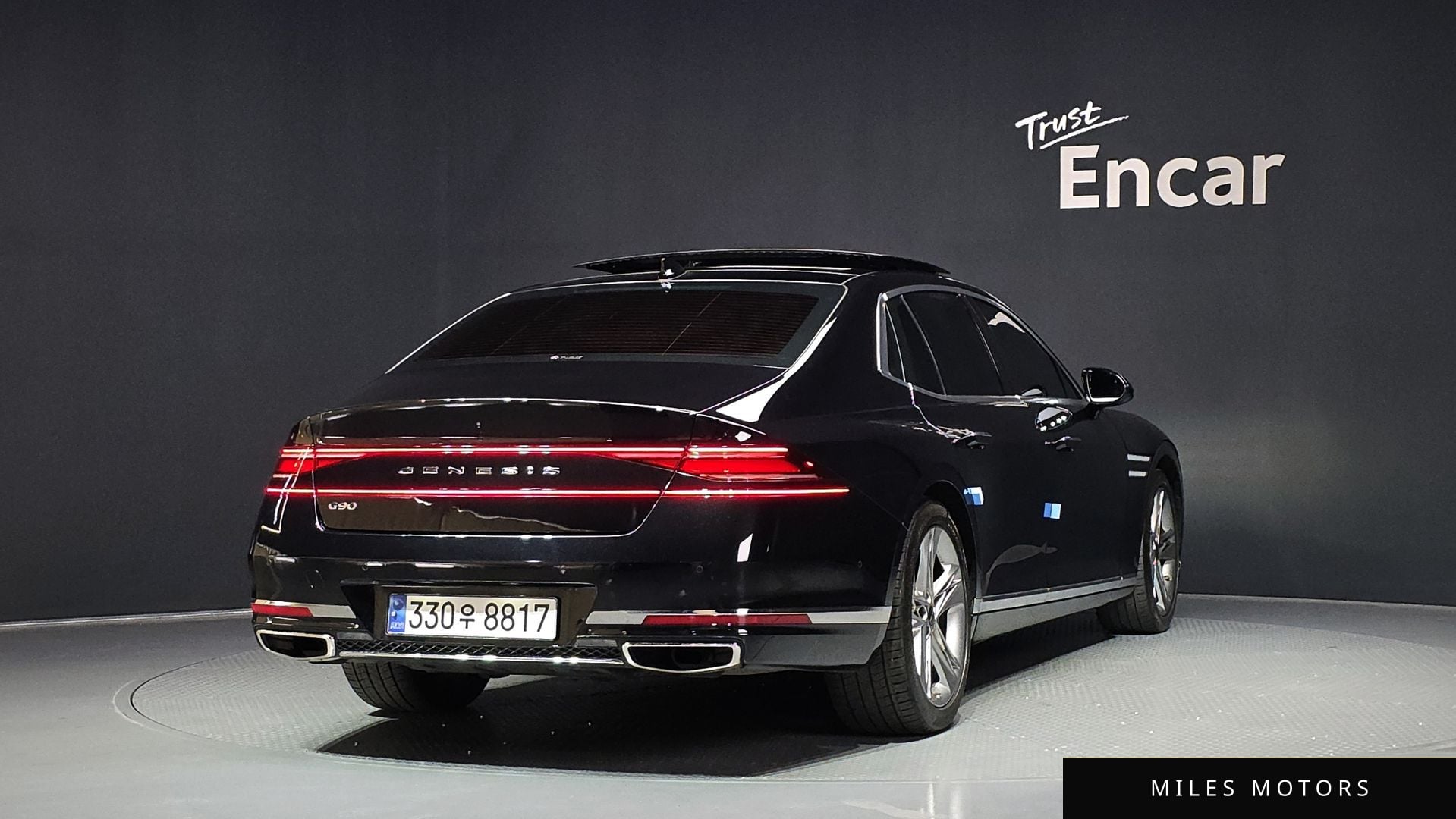Genesis G90 (RS4) 2023 — миниатюра 2