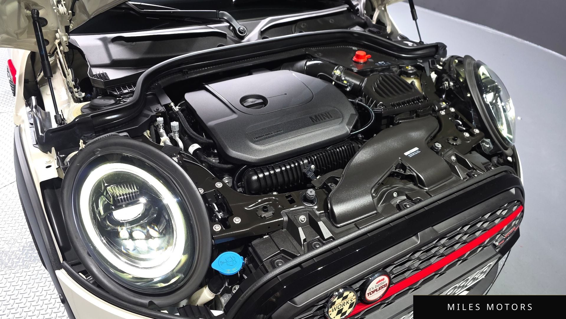 MINI Cooper Convertible 2023 — миниатюра 6