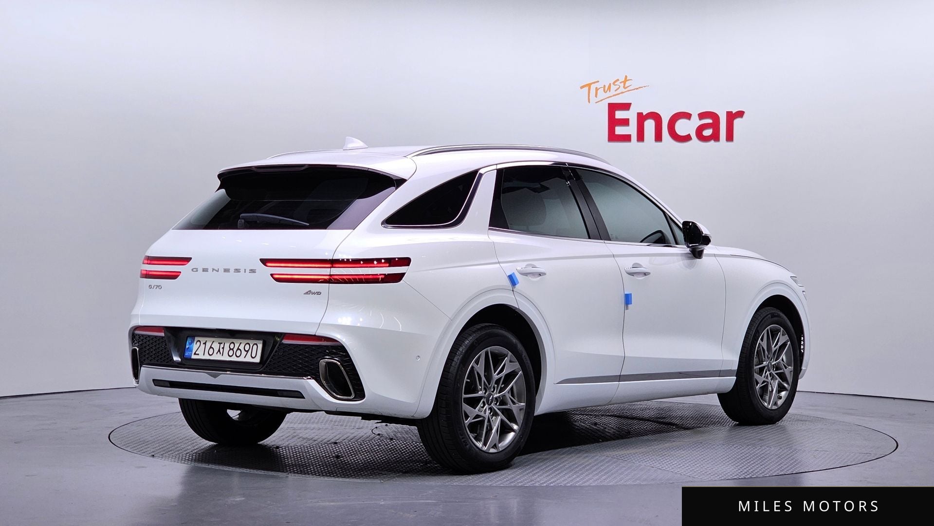 Genesis GV70 2023 — миниатюра 2