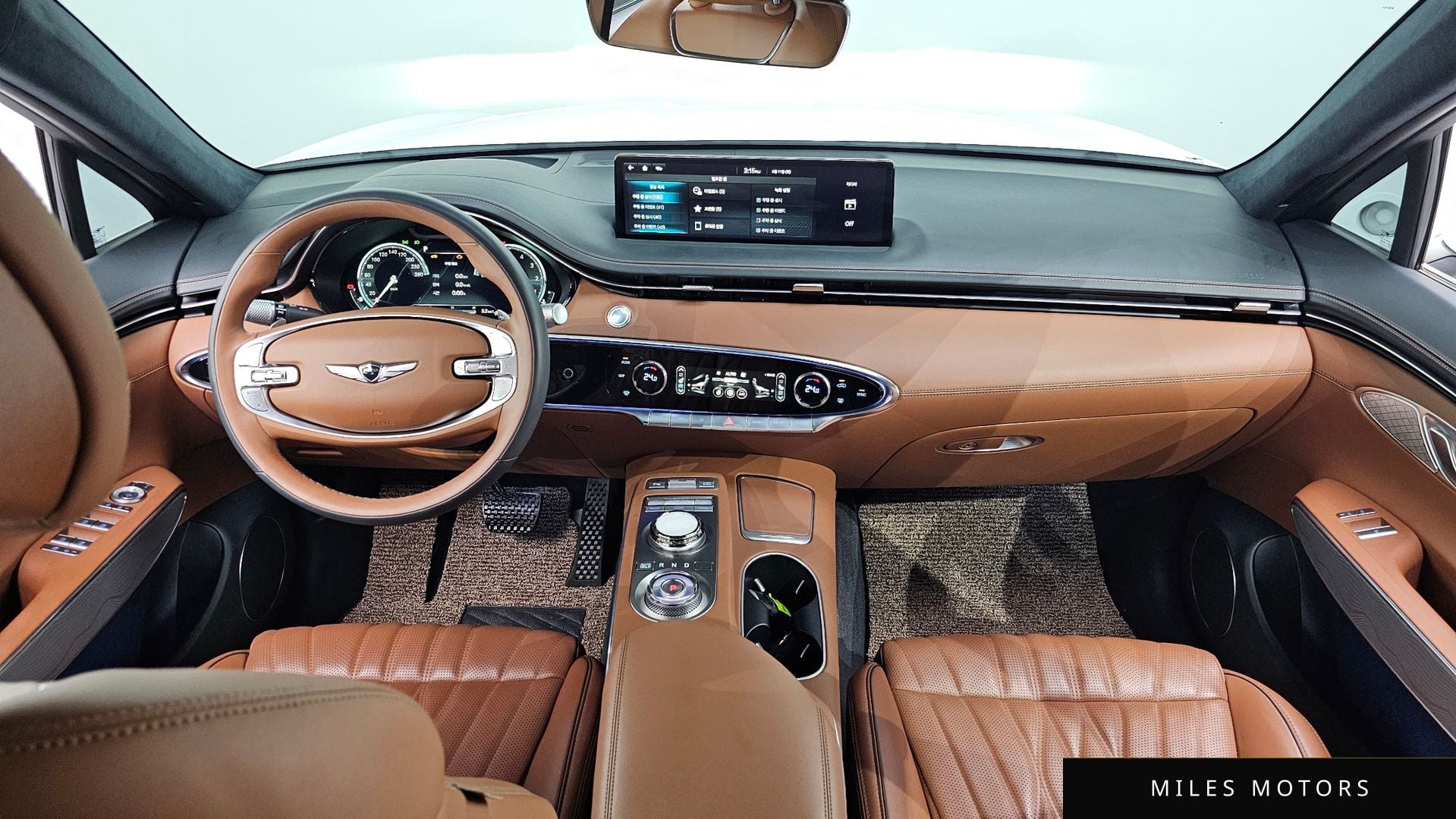 Genesis GV70 2023 — миниатюра 10
