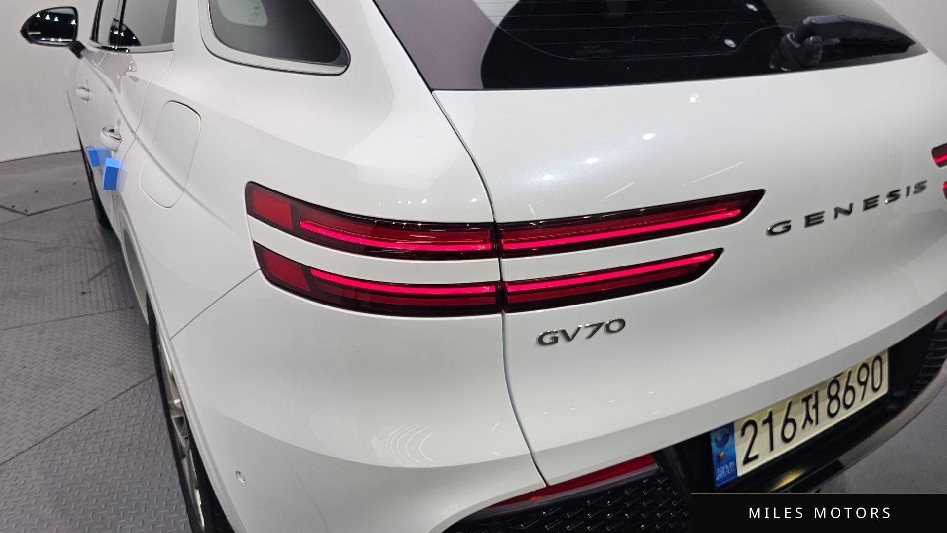 Genesis GV70 2023 — миниатюра 9
