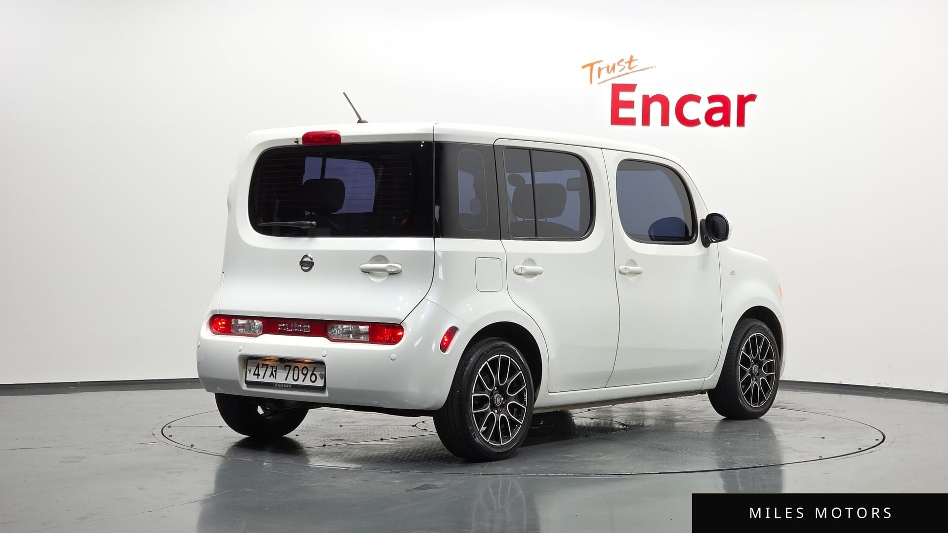 Nissan Cube 2013 — миниатюра 2