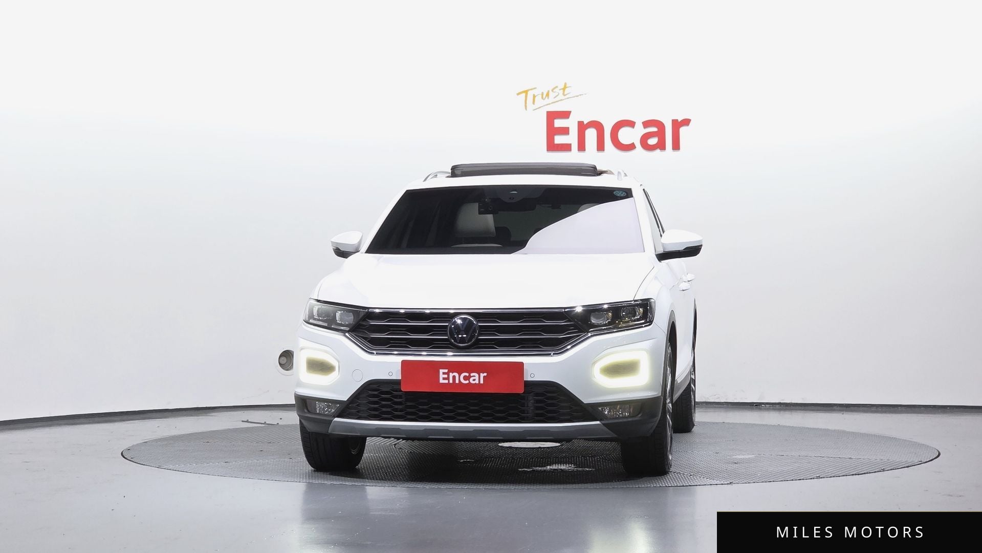 Volkswagen T-Roc 2021 — миниатюра 3