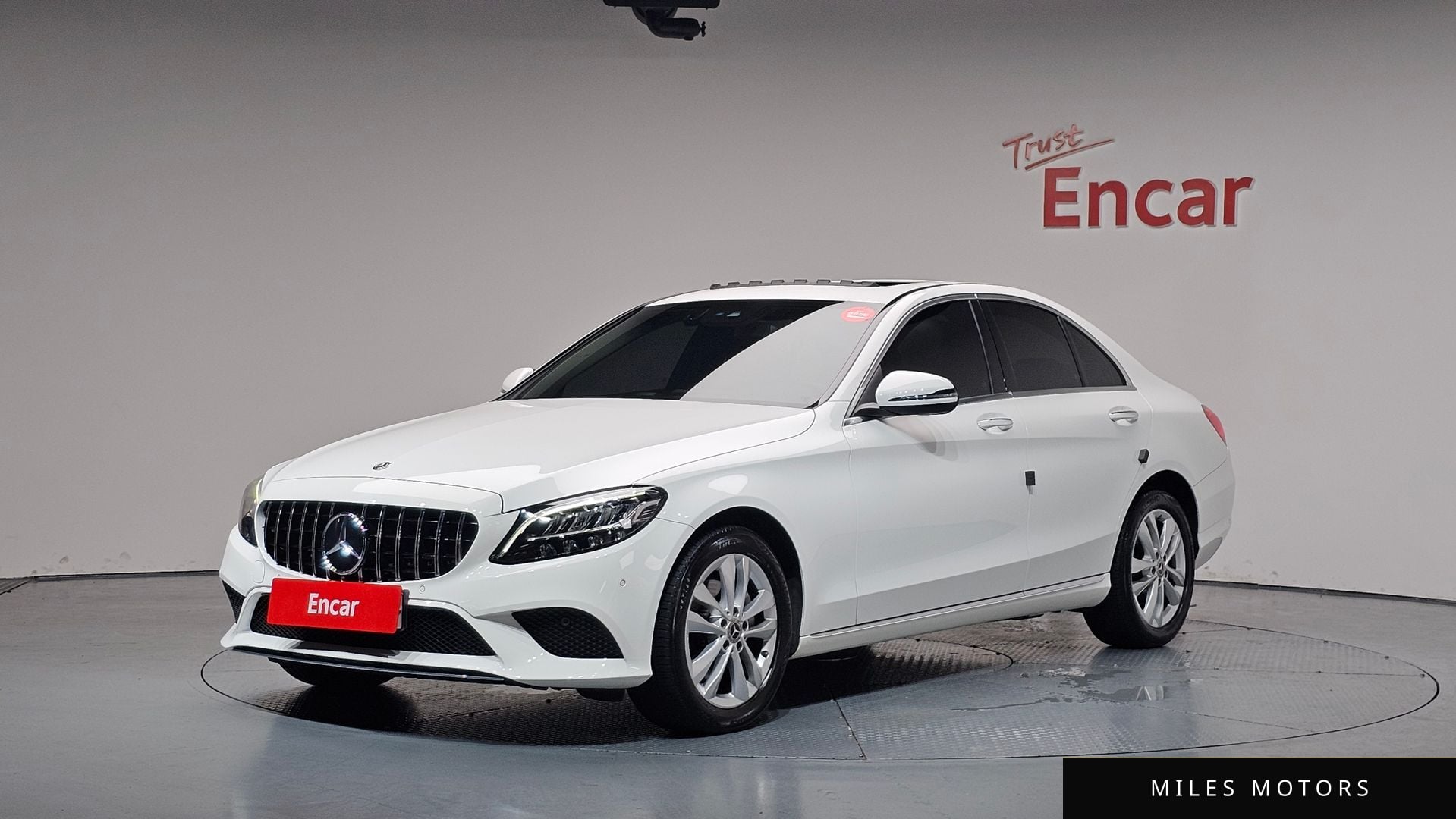 Mercedes-Benz C-Class W205 2019 — фото 1 из 12