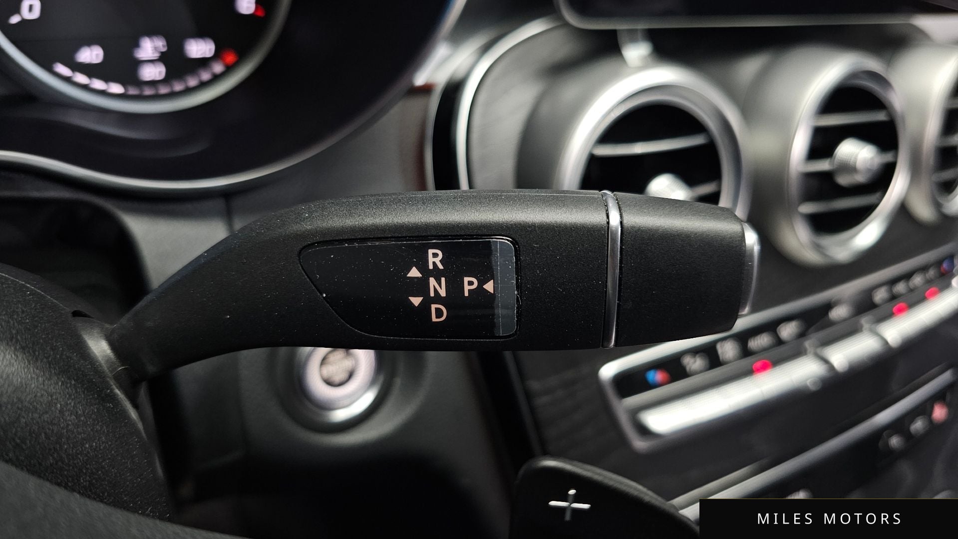 Mercedes-Benz C-Class W205 2019 — миниатюра 12