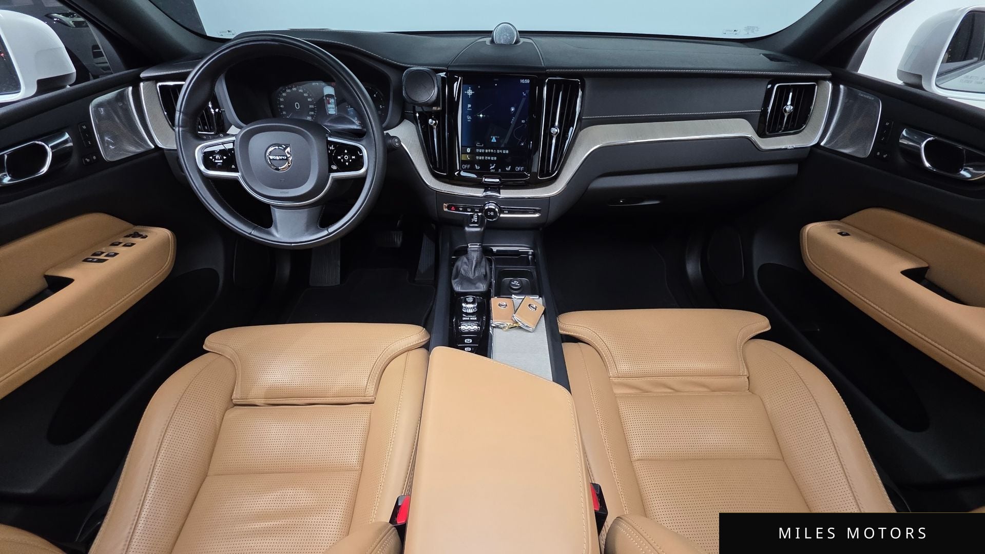 Volvo XC60 2019 — миниатюра 7