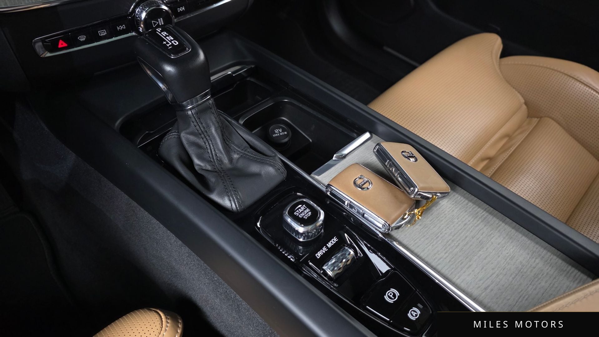 Volvo XC60 2019 — миниатюра 9