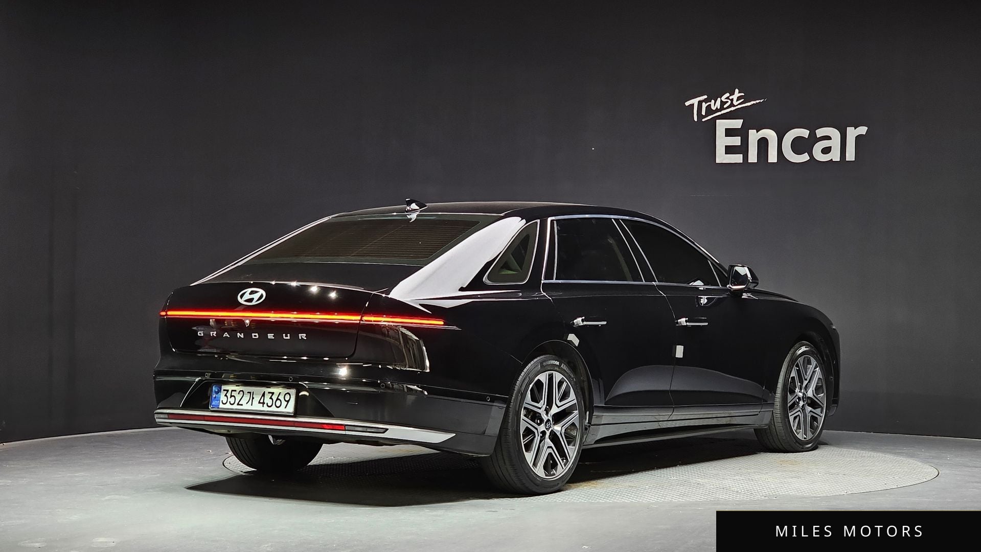 Hyundai Grandeur 2023 — миниатюра 2