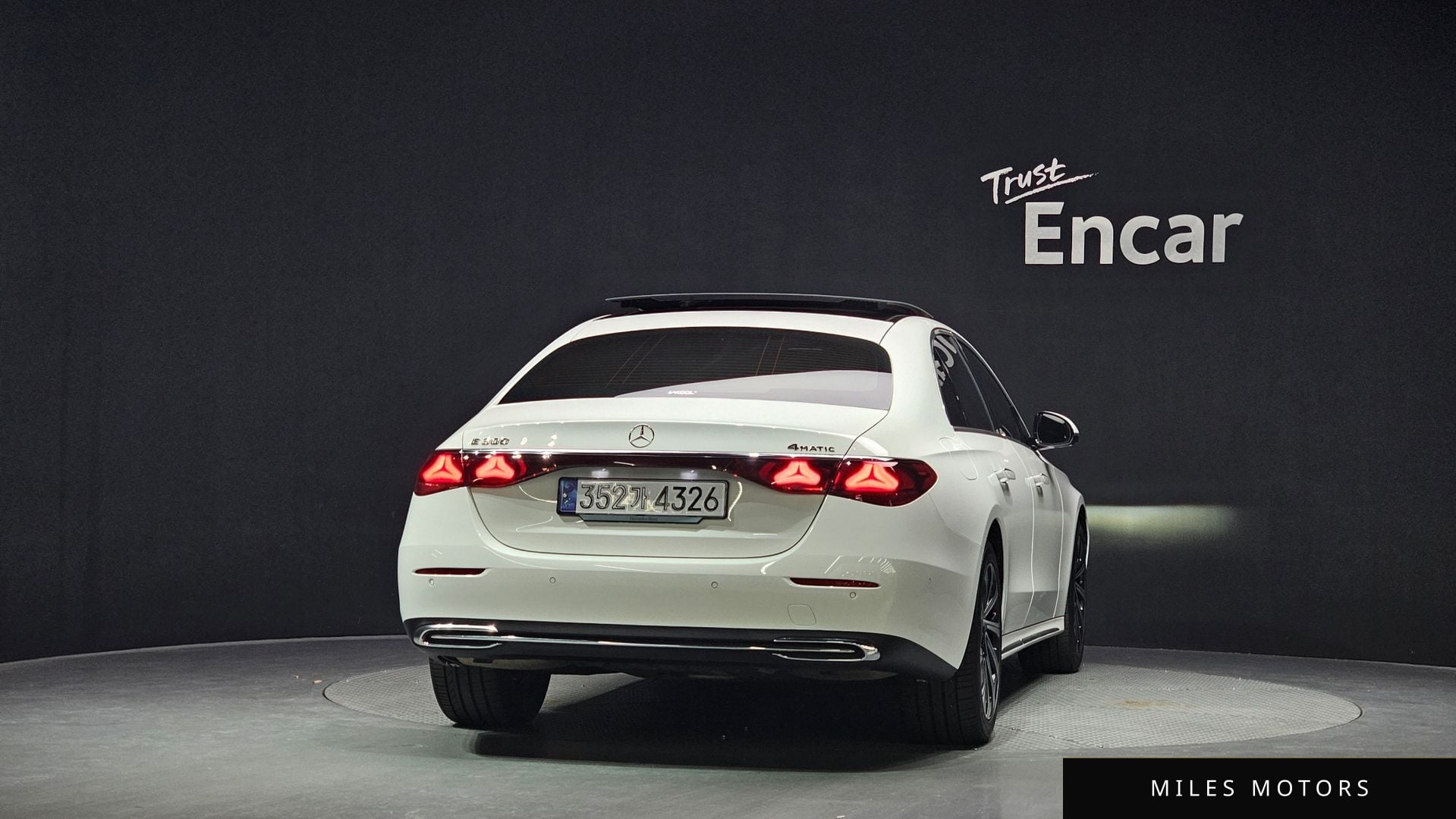 Mercedes-Benz E-Class W214 2024 — миниатюра 4