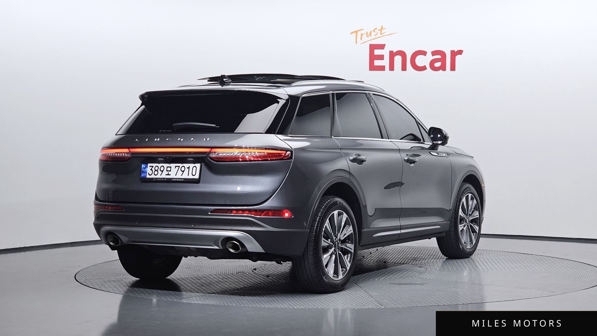 Lincoln Corsair 2022 — миниатюра 2