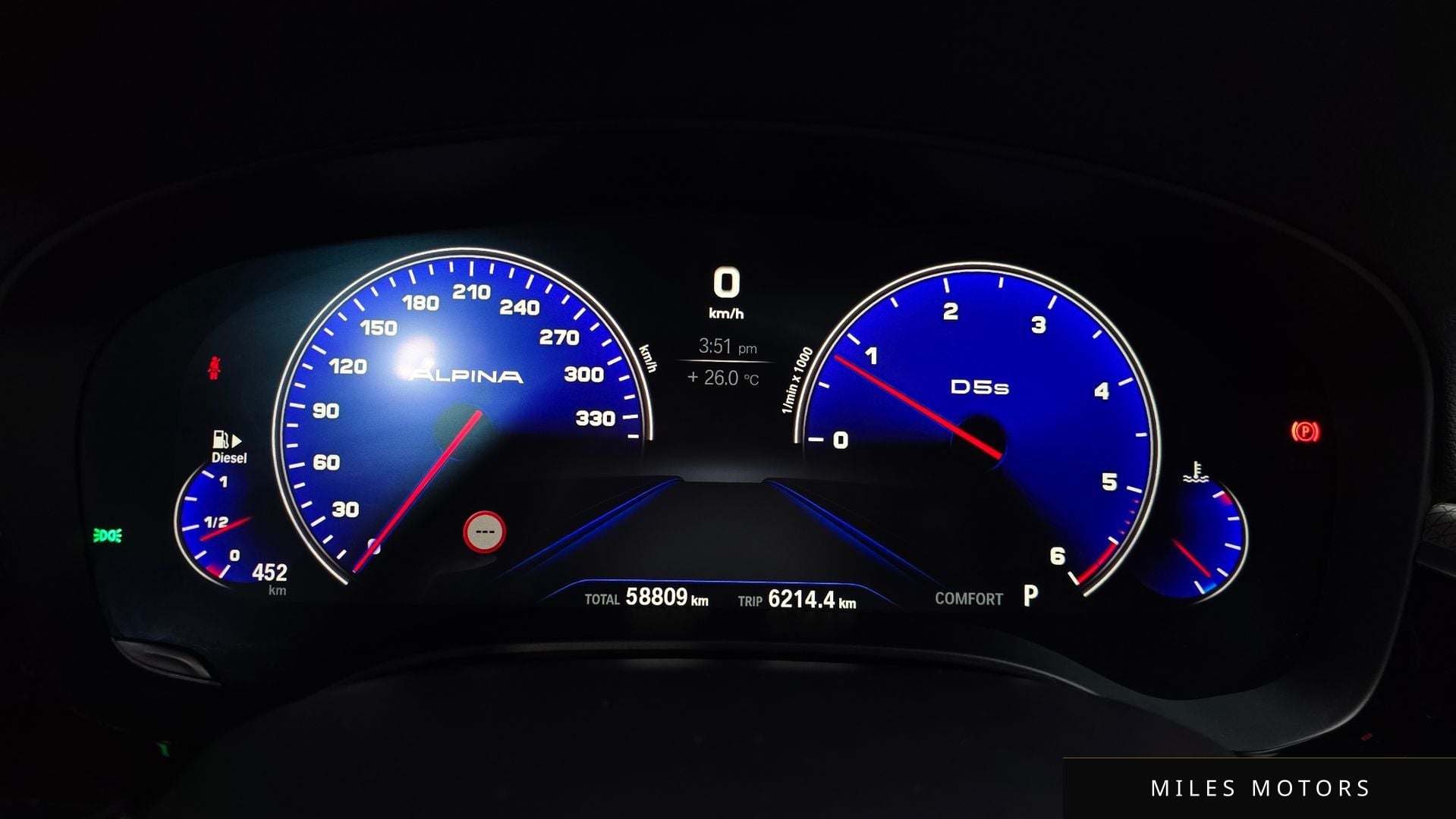 BMW 5 Series (G30) 2019 — миниатюра 10