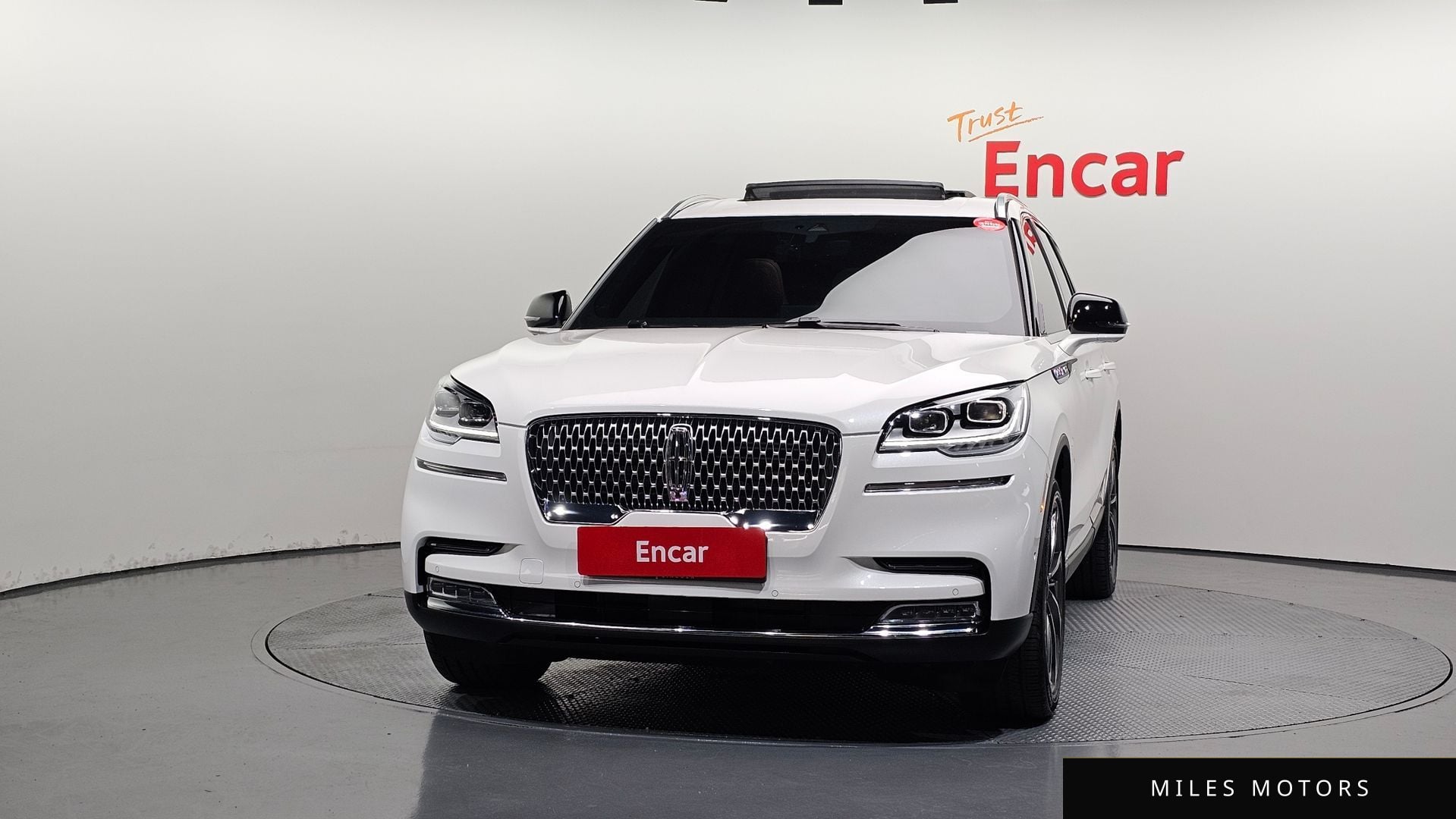 Lincoln Aviator 2022 — миниатюра 3
