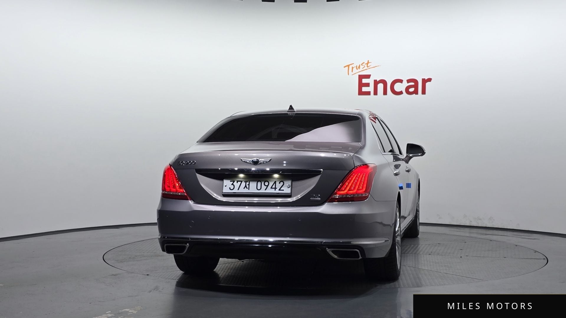 Genesis EQ900 2016 — миниатюра 4