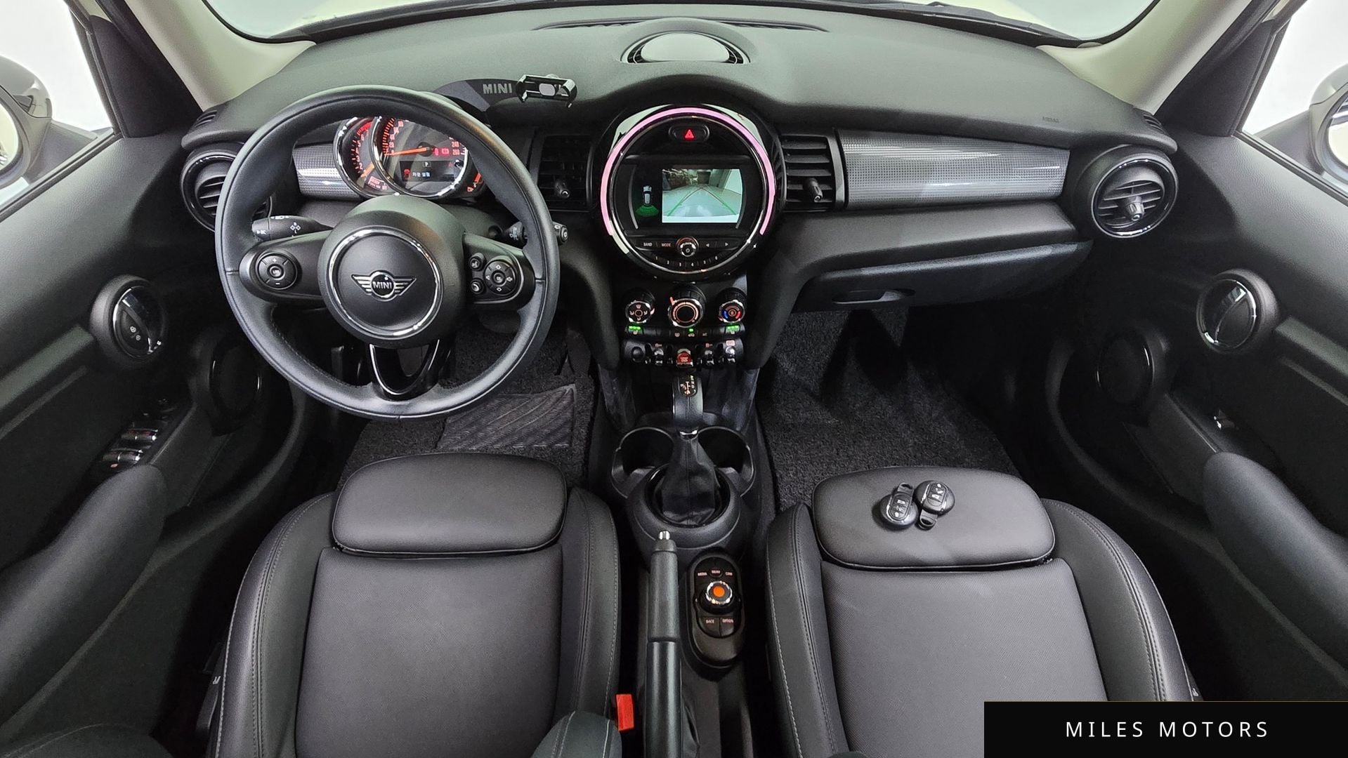 MINI Cooper 2019 — миниатюра 7