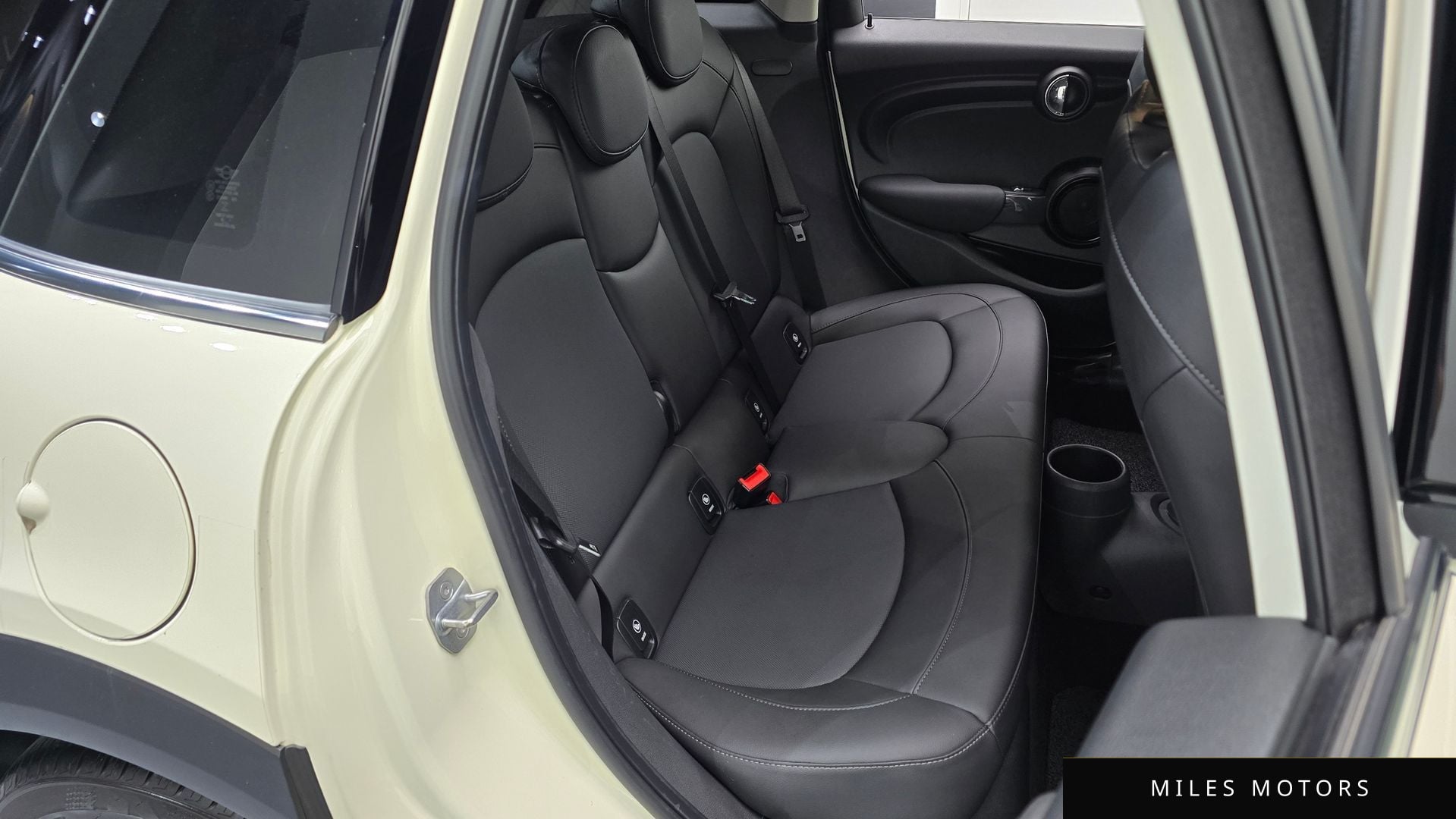 MINI Cooper 2019 — миниатюра 11