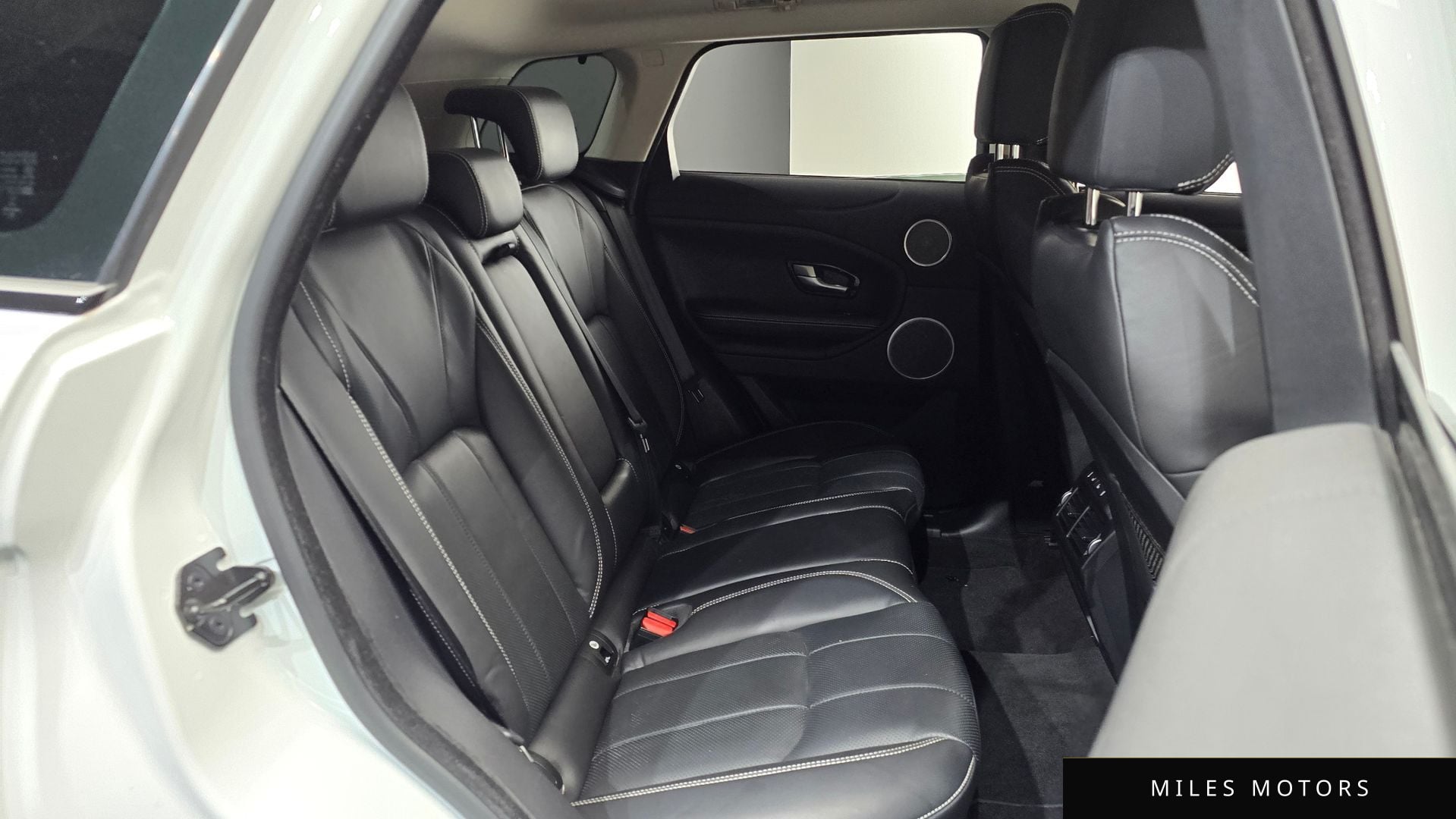 Land Rover Range Rover Evoque 2017 — миниатюра 11
