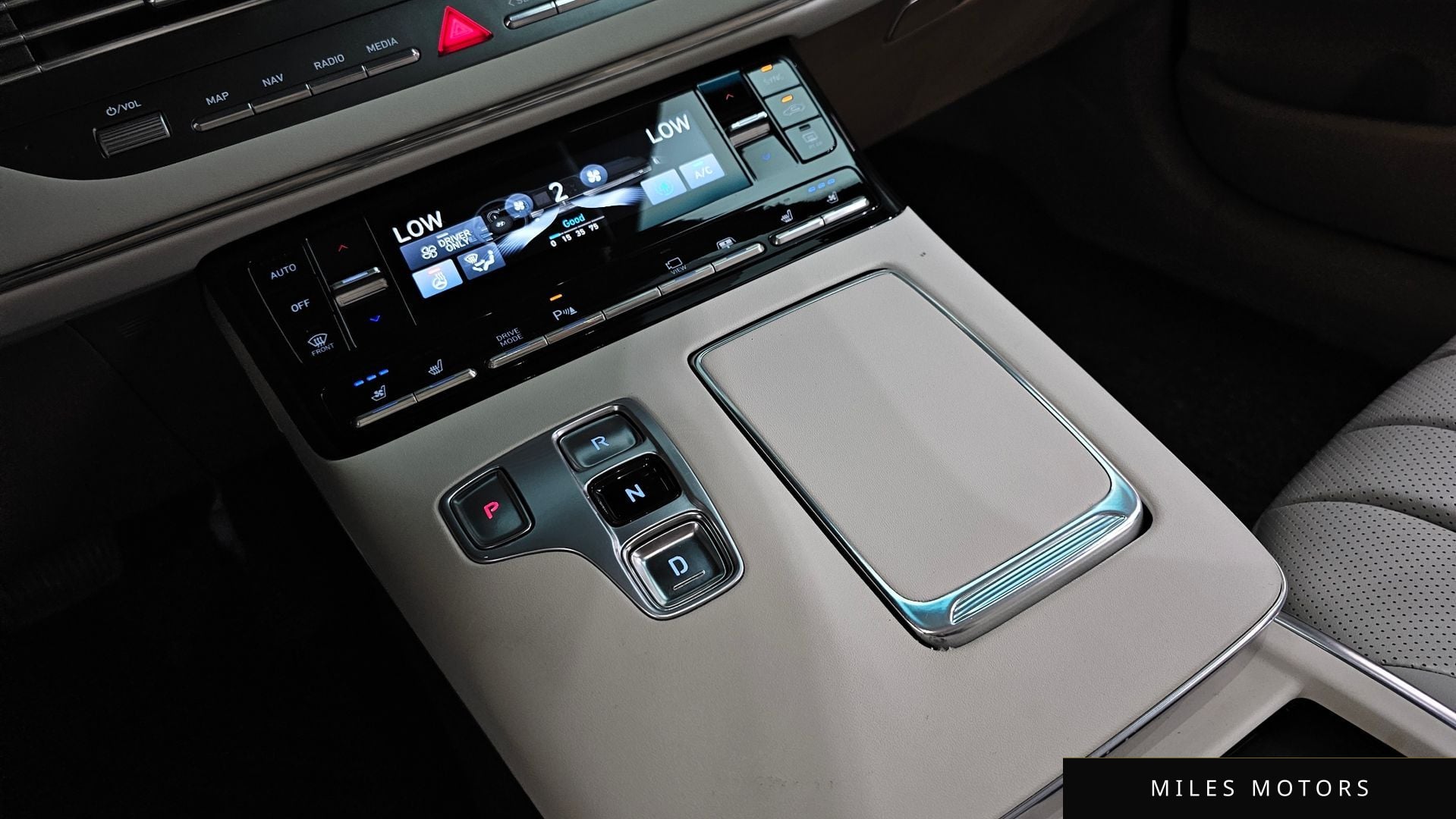 Hyundai Grandeur 2022 — миниатюра 11