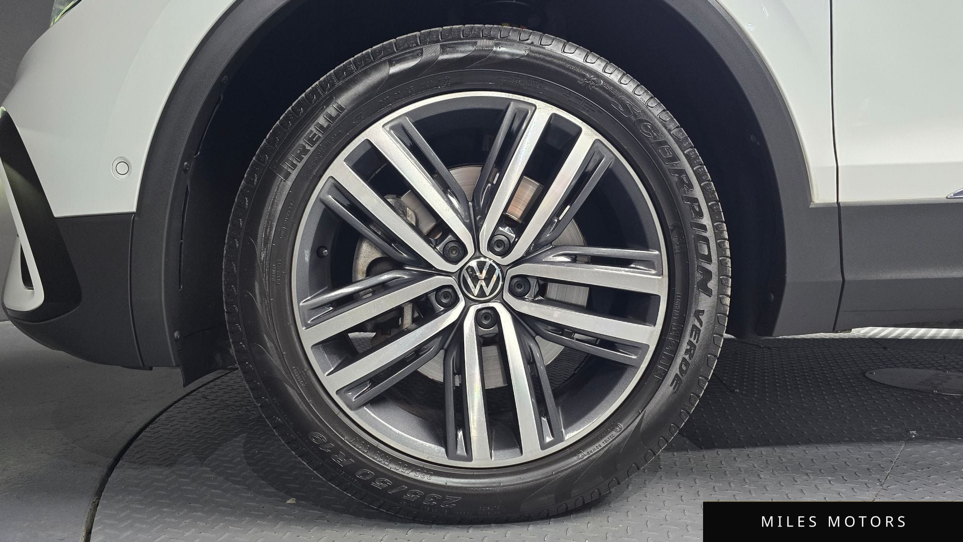 Volkswagen Tiguan 2023 — миниатюра 5