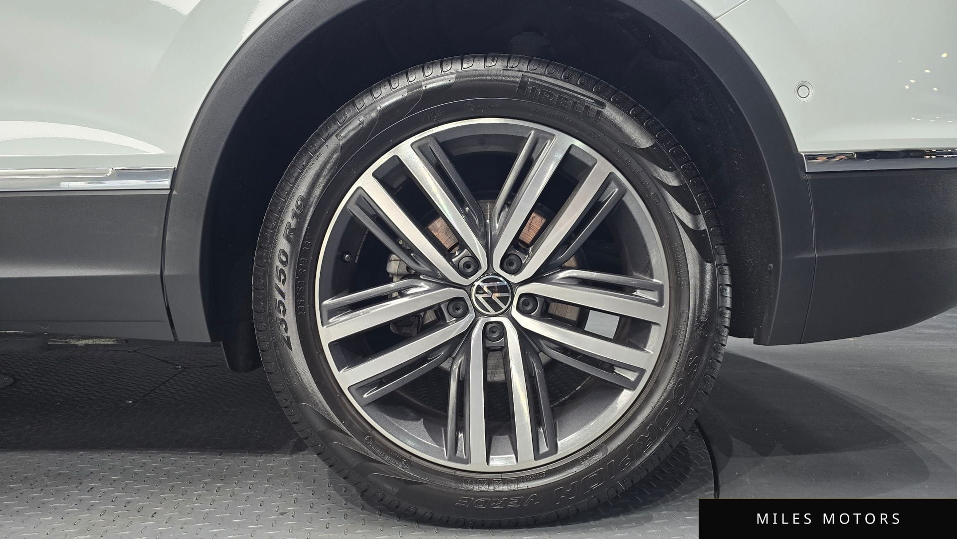 Volkswagen Tiguan 2023 — миниатюра 7