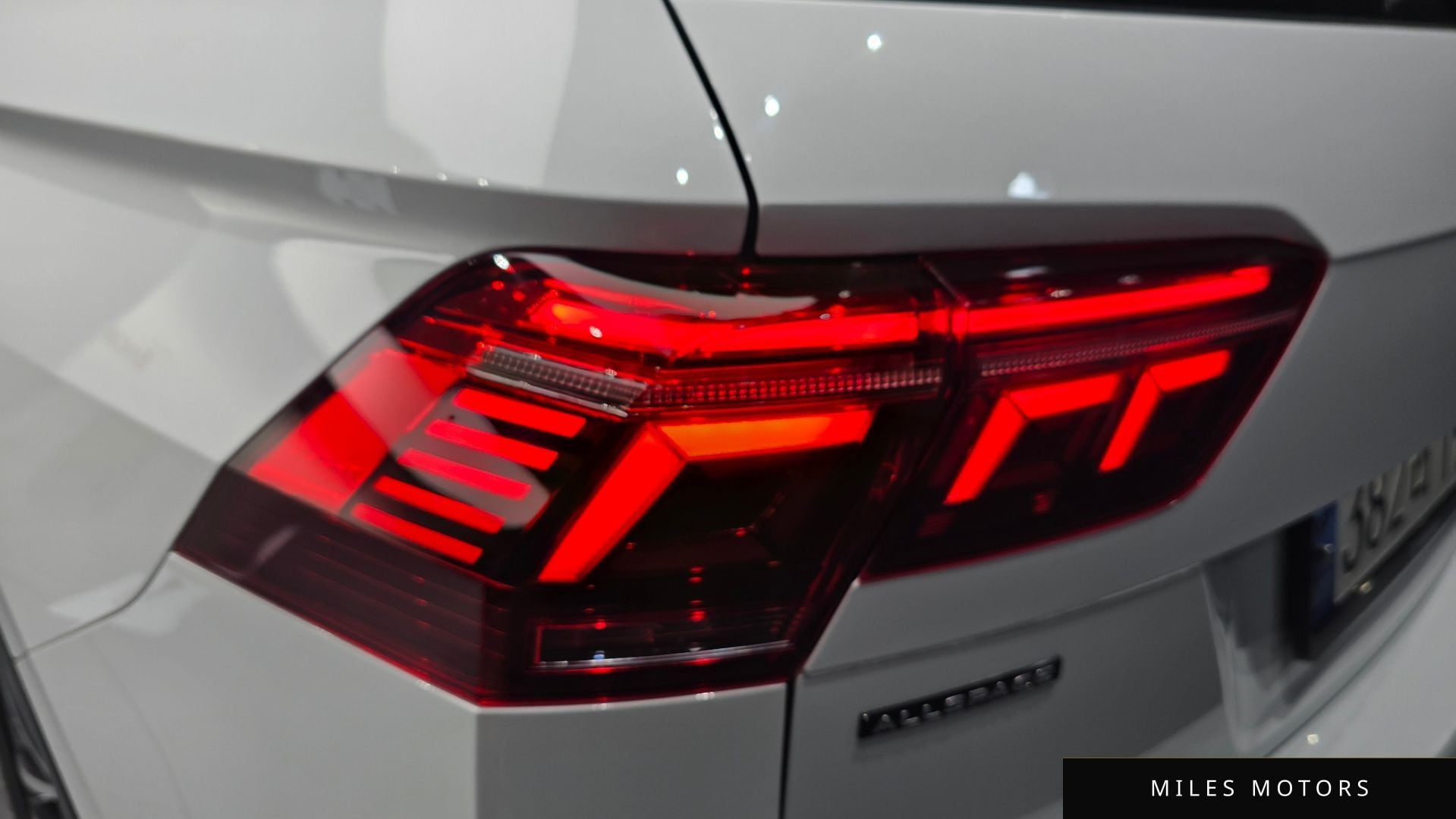 Volkswagen Tiguan 2023 — миниатюра 9