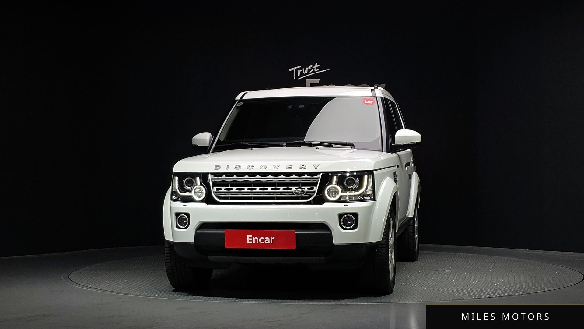 Land Rover Discovery 2016 — миниатюра 3