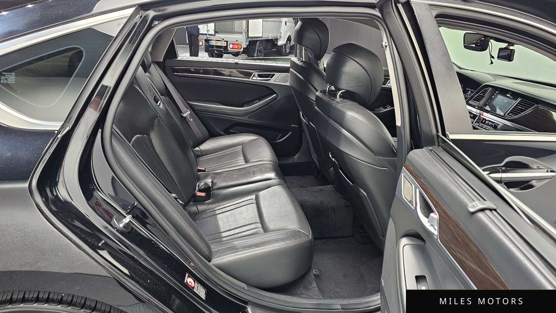 Genesis G80 2017 — миниатюра 11
