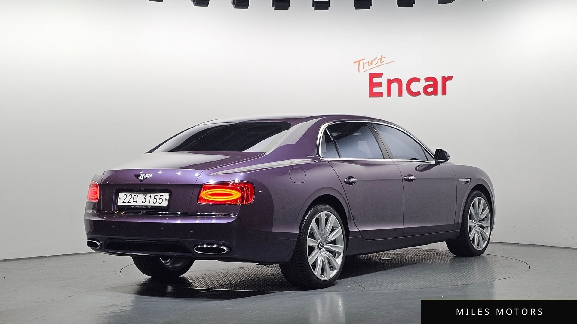 Bentley Flying Spur 2014 — миниатюра 2