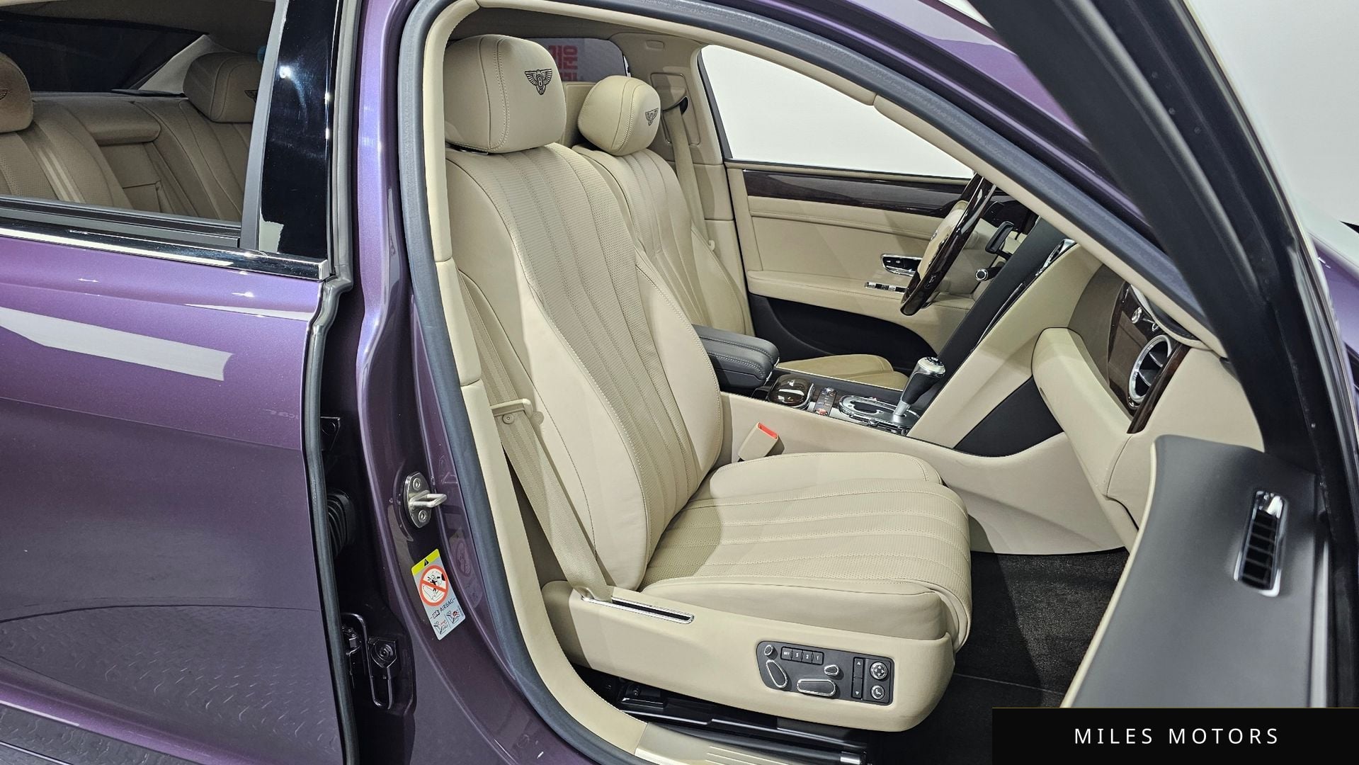 Bentley Flying Spur 2014 — миниатюра 12