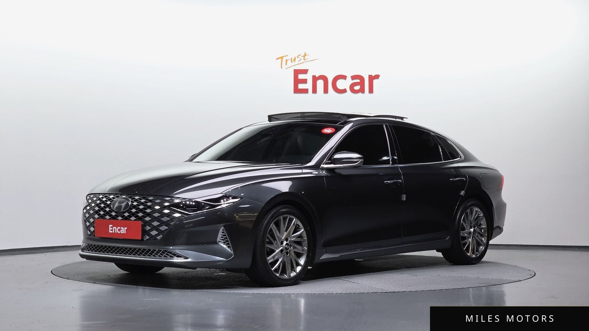Hyundai Grandeur 2020 — фото 1 из 12