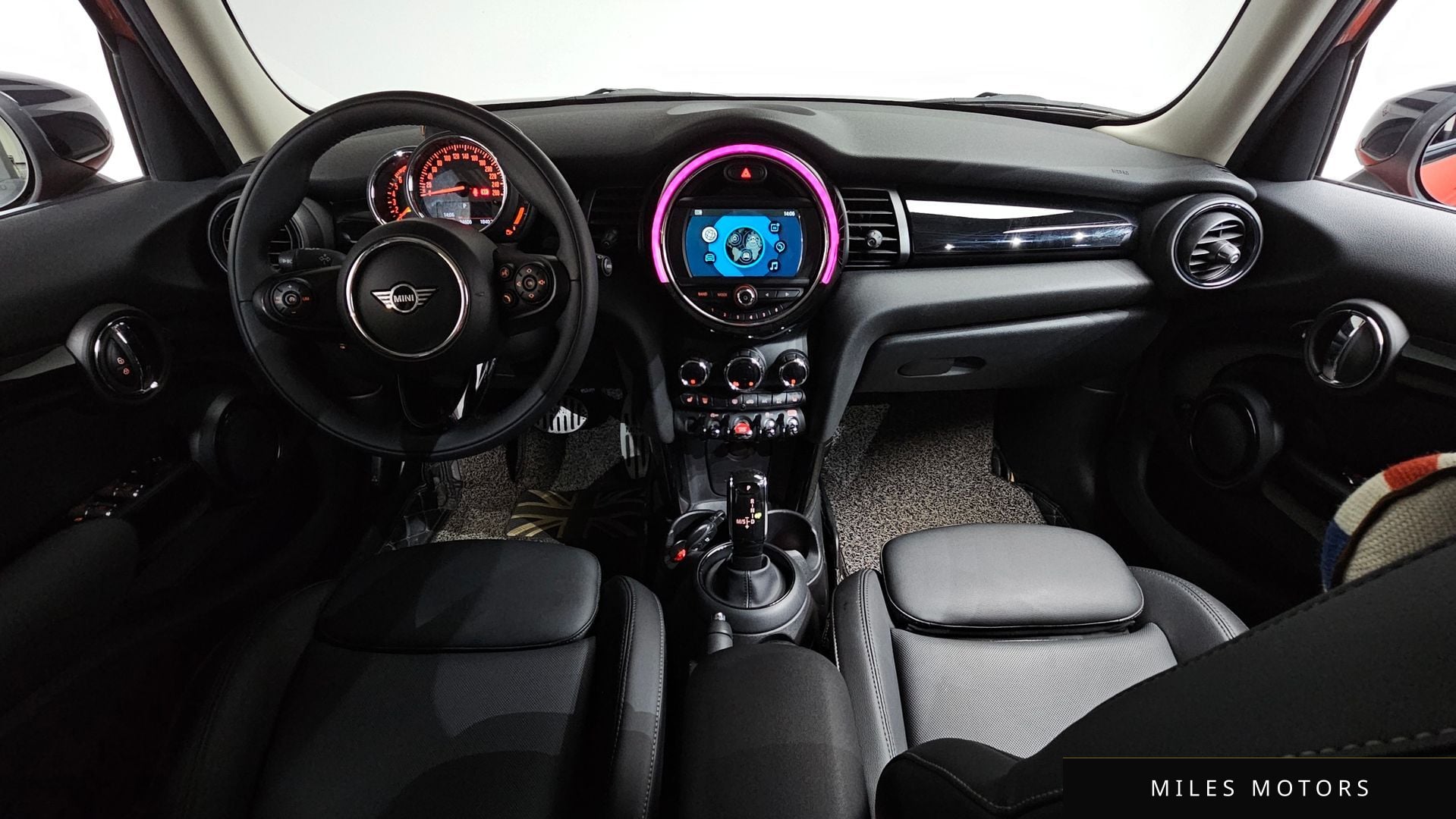 MINI Cooper 2020 — миниатюра 9
