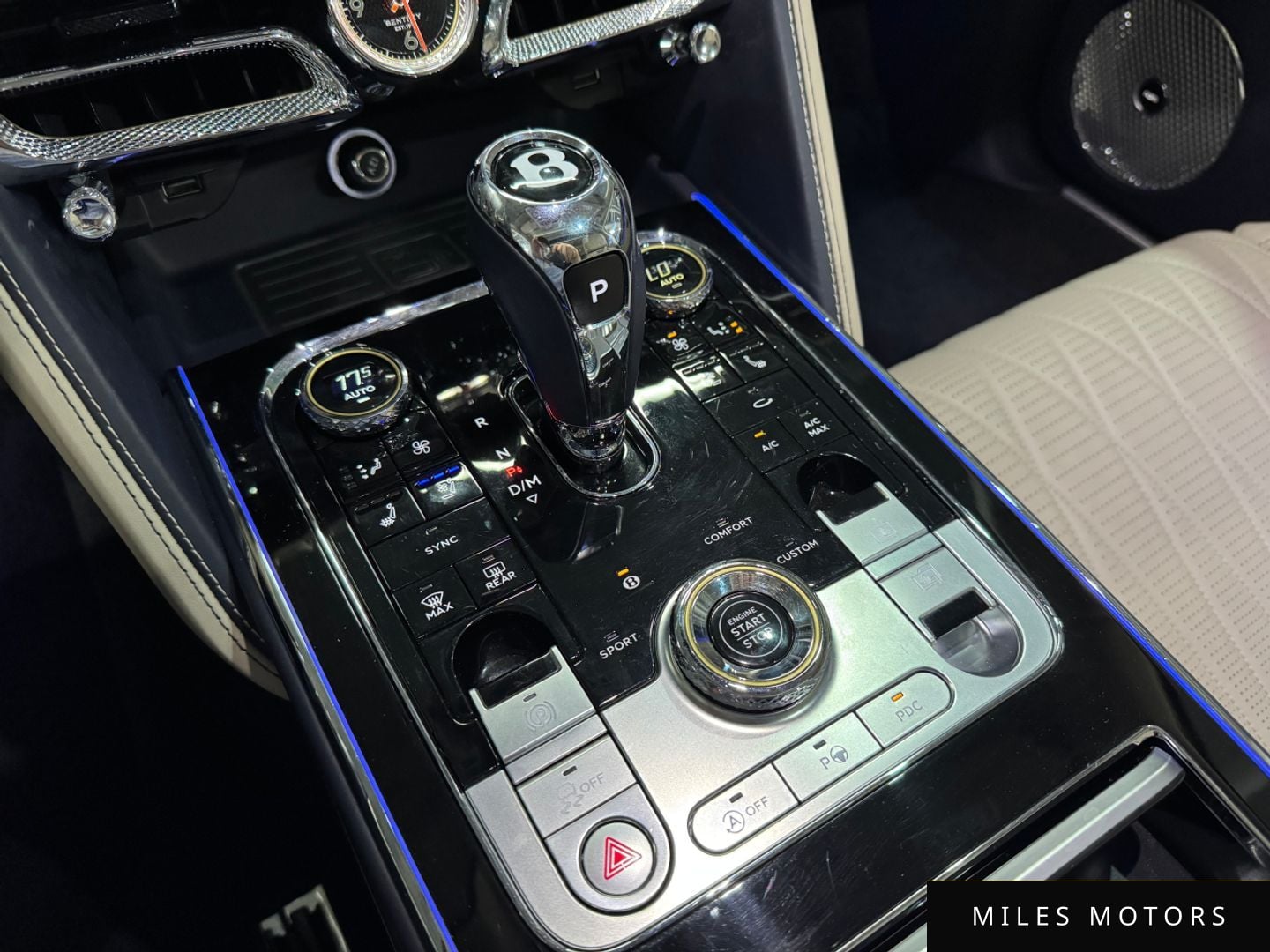 Bentley Flying Spur 2023 — миниатюра 10