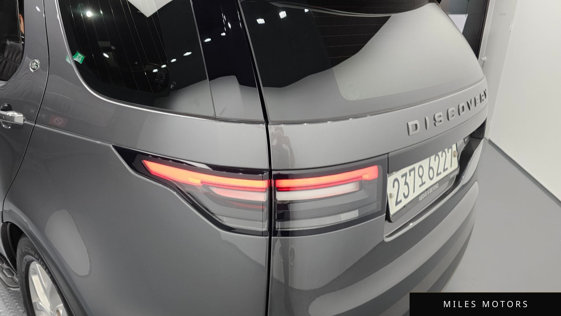 Land Rover Discovery 2019 — миниатюра 9