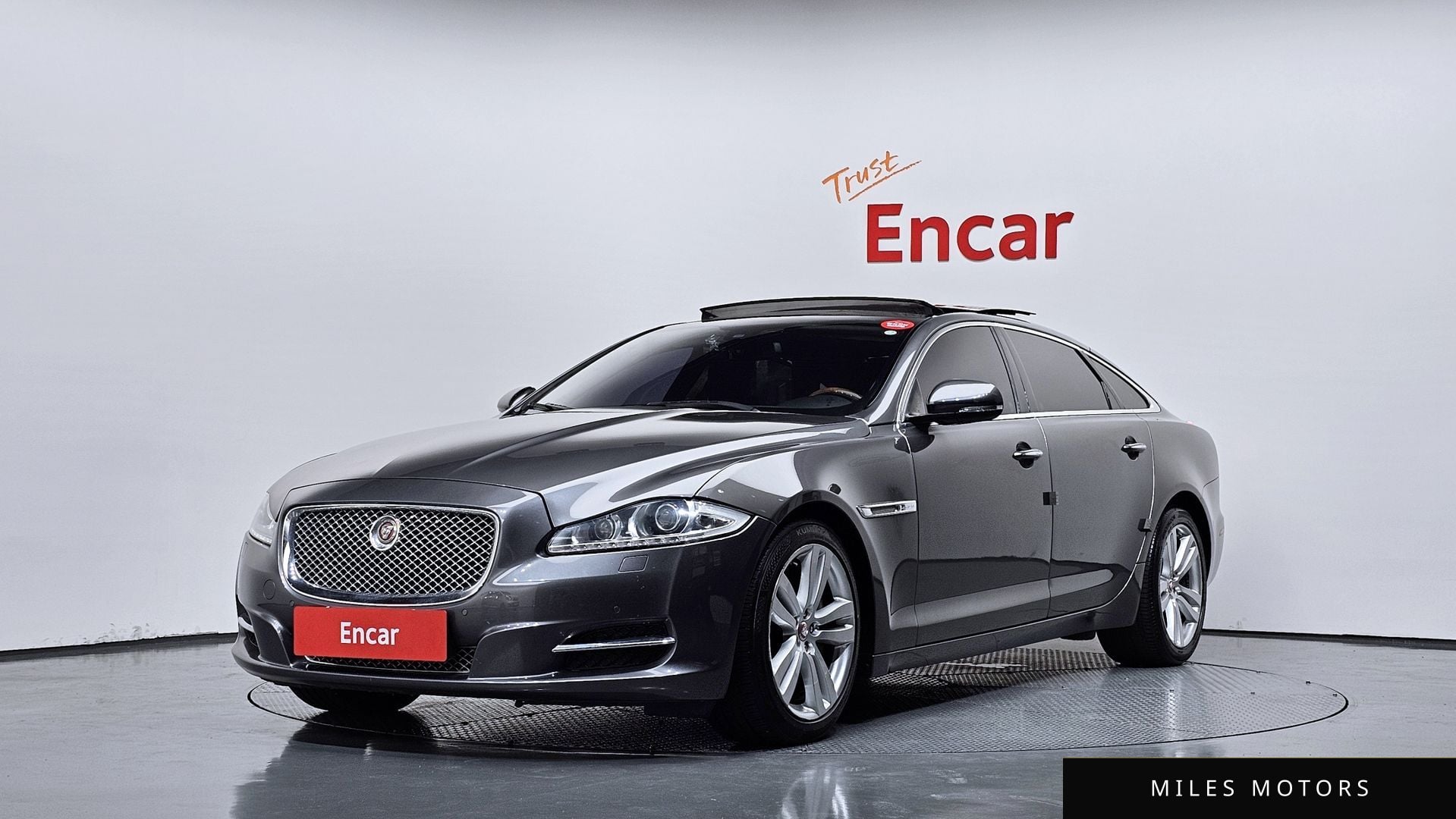Jaguar All New XJ 2015 — фото 1 из 12