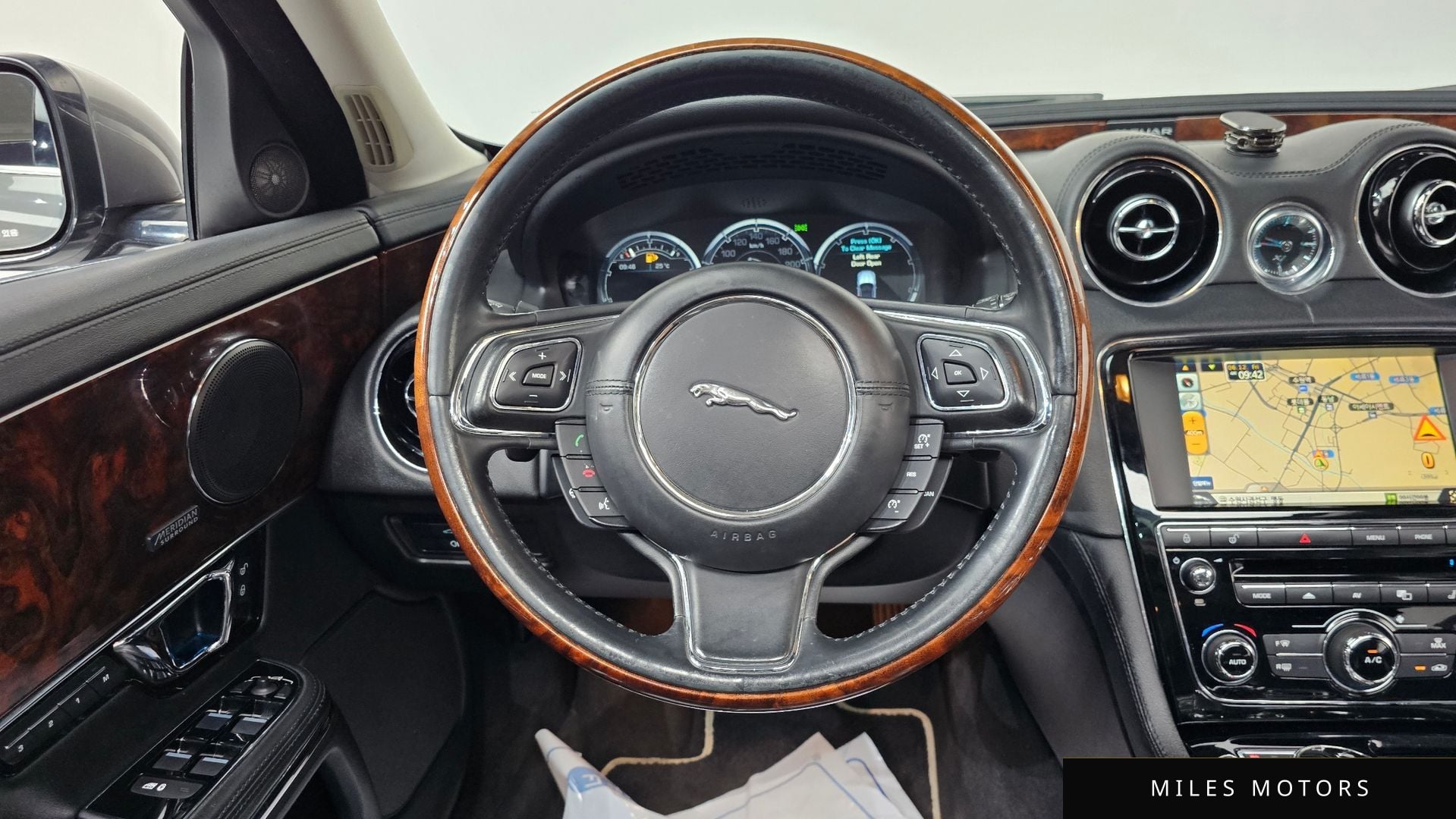 Jaguar All New XJ 2015 — миниатюра 12