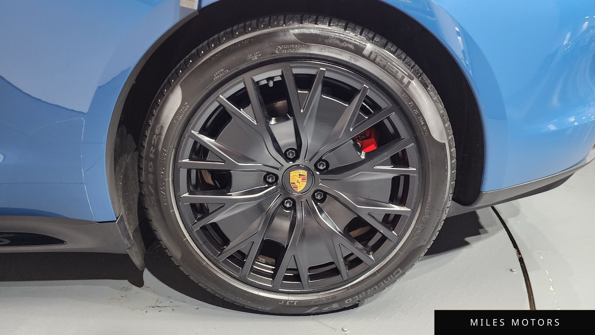 Porsche Taycan 2023 — миниатюра 6