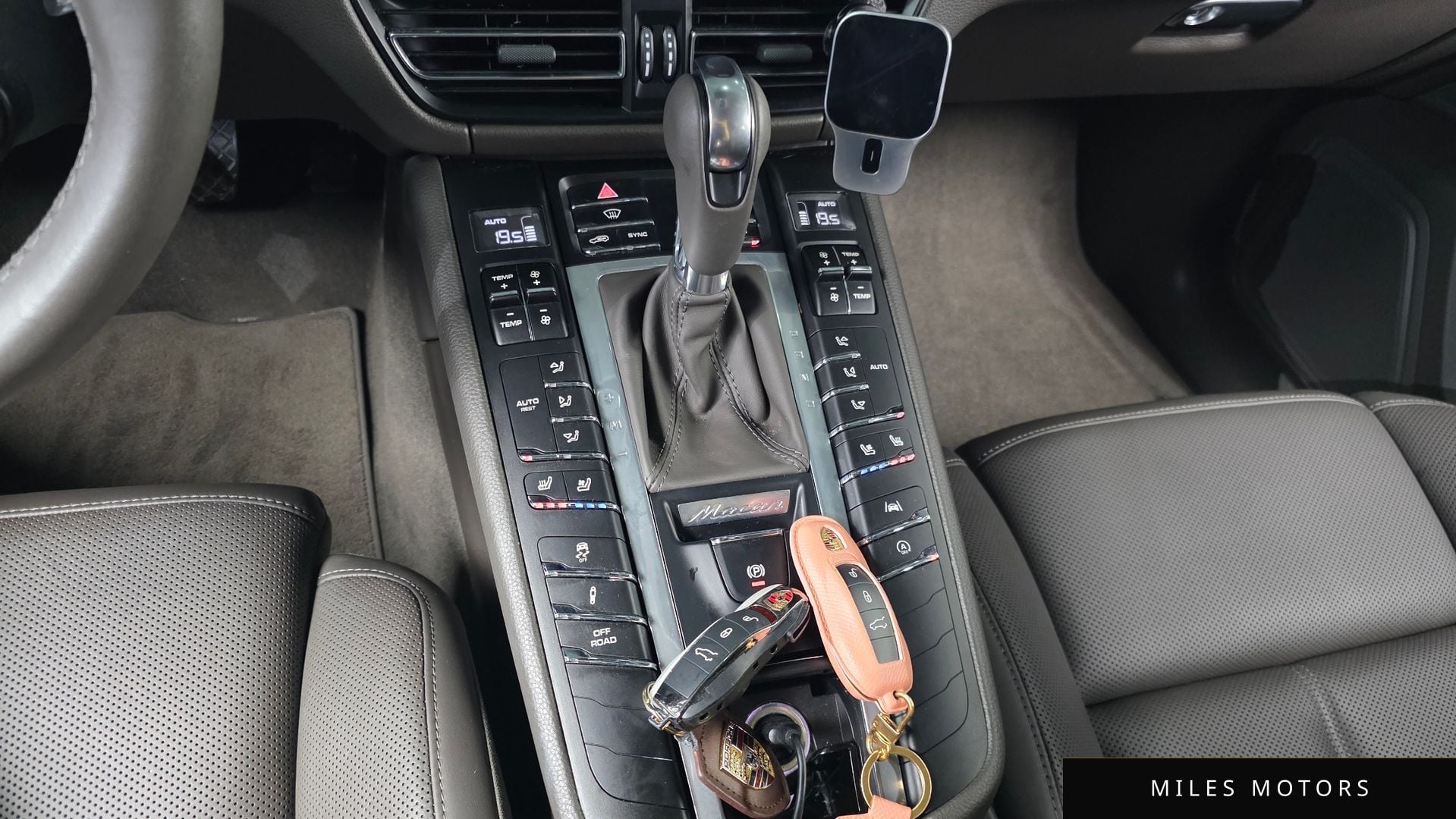 Porsche Macan 2019 — миниатюра 11