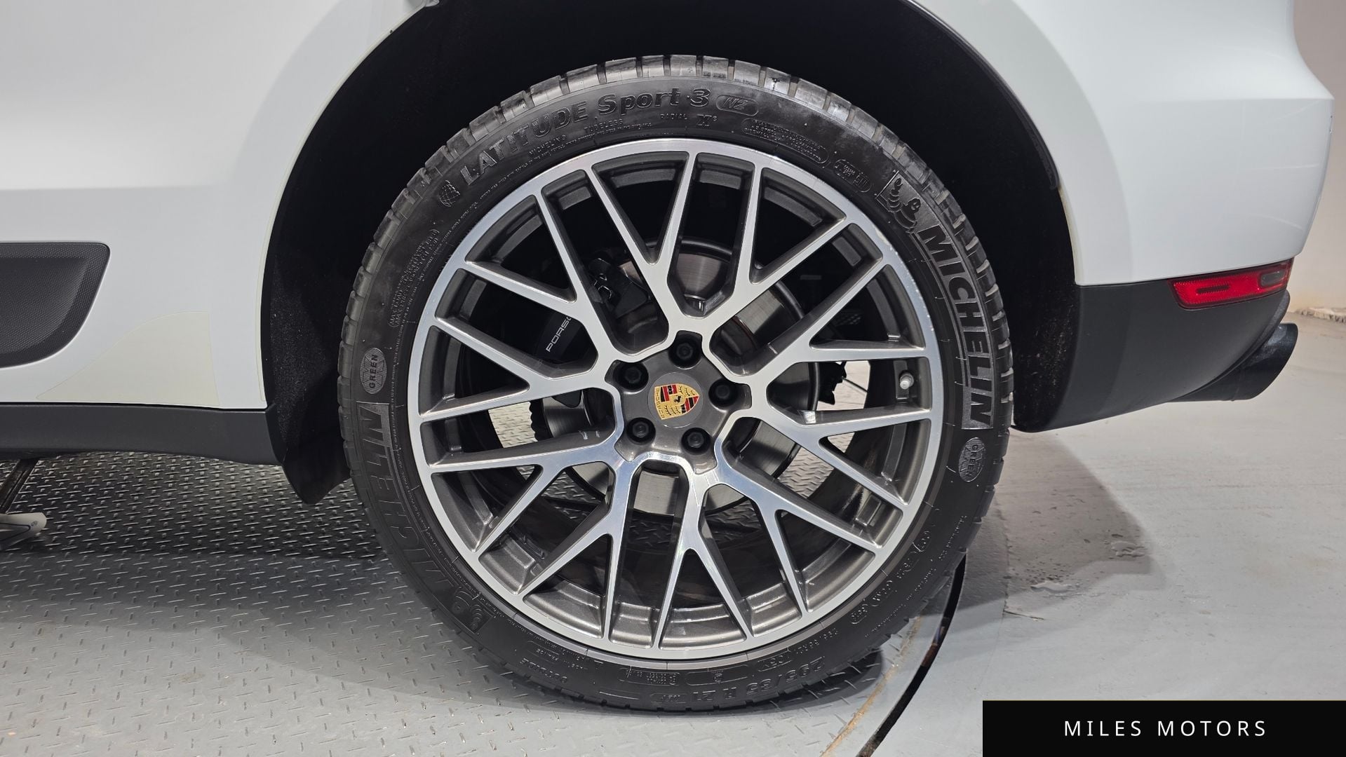 Porsche Macan 2019 — миниатюра 6