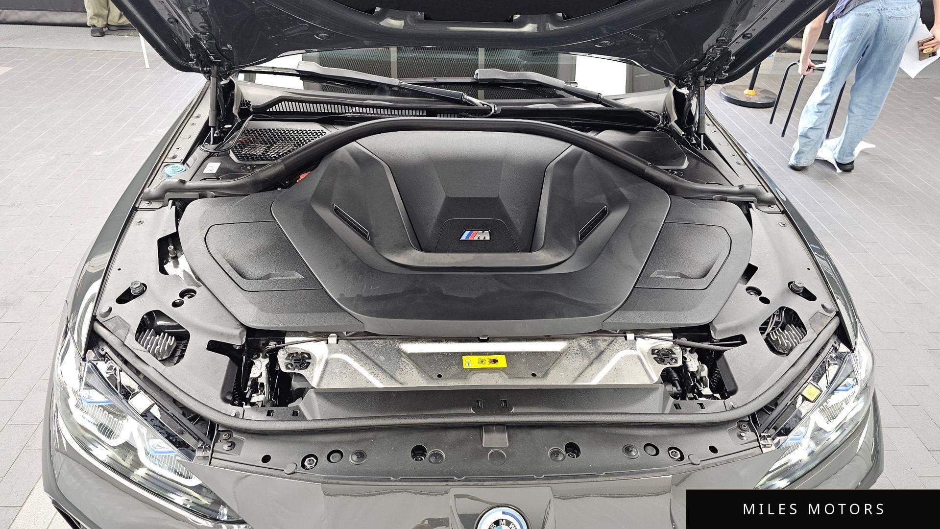 BMW i4 2023 — миниатюра 6