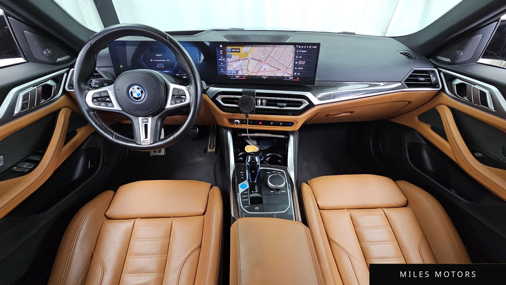BMW i4 2023 — миниатюра 10