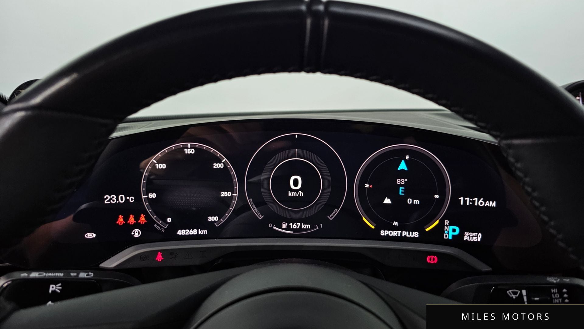 Porsche Taycan 2022 — миниатюра 11