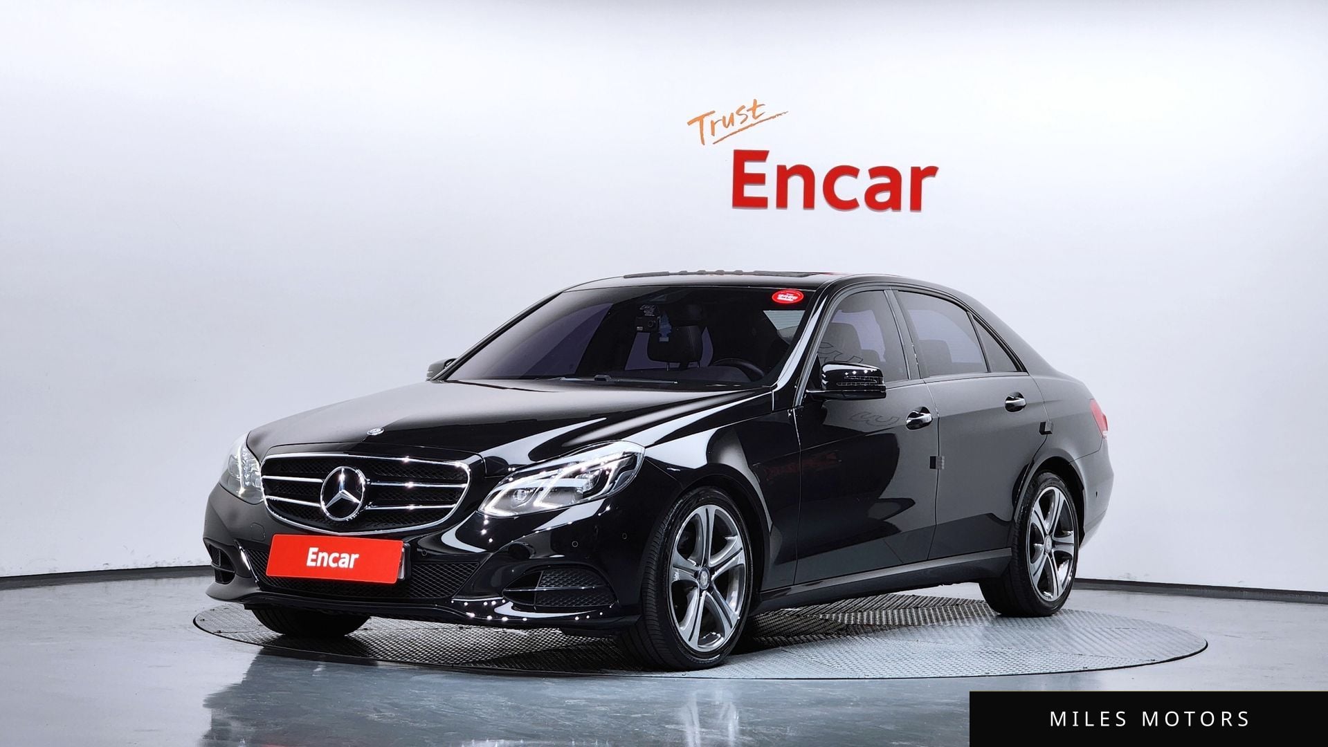 Mercedes-Benz E-Class W212 2016 — фото 1 из 12