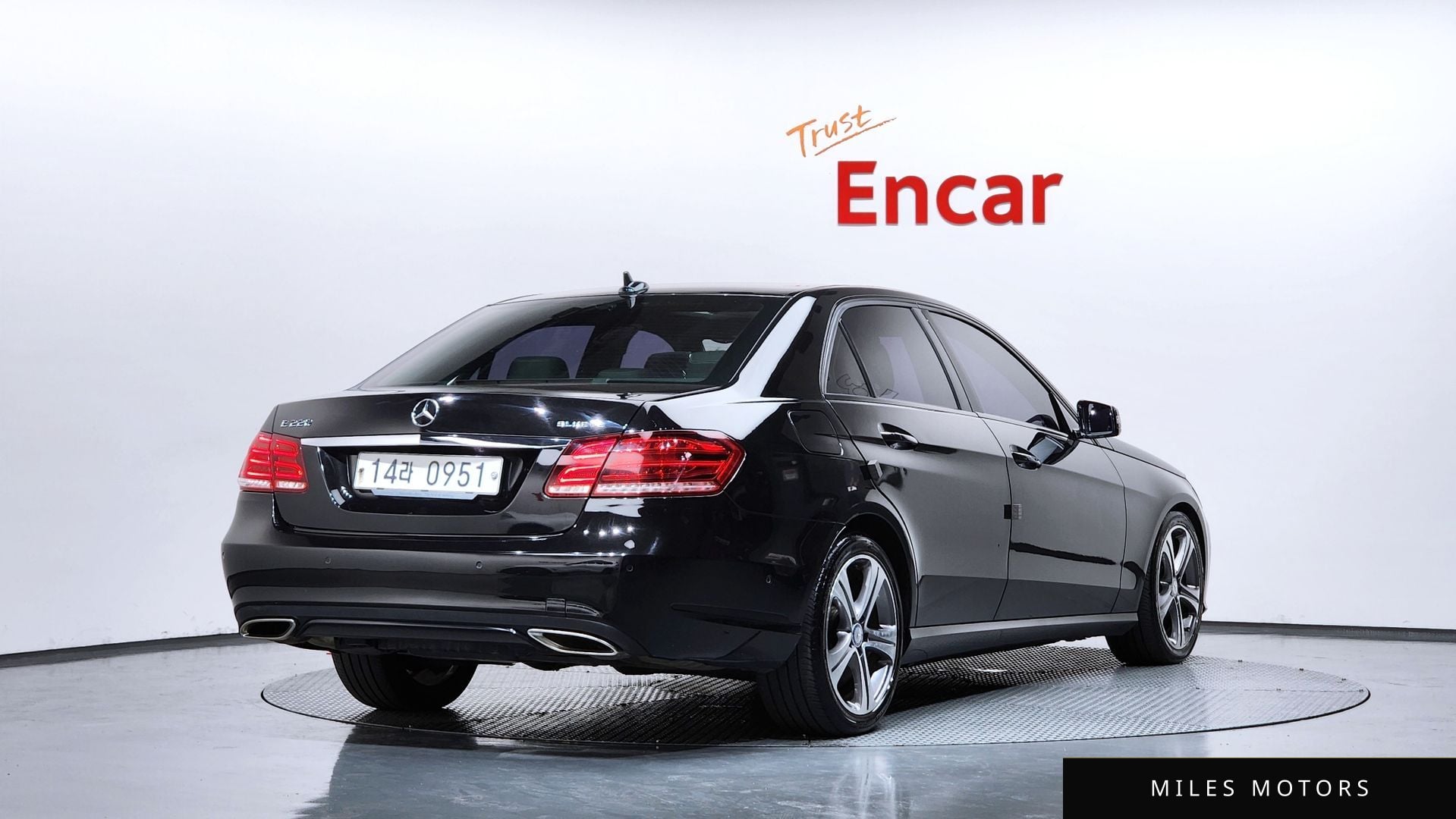 Mercedes-Benz E-Class W212 2016 — миниатюра 2