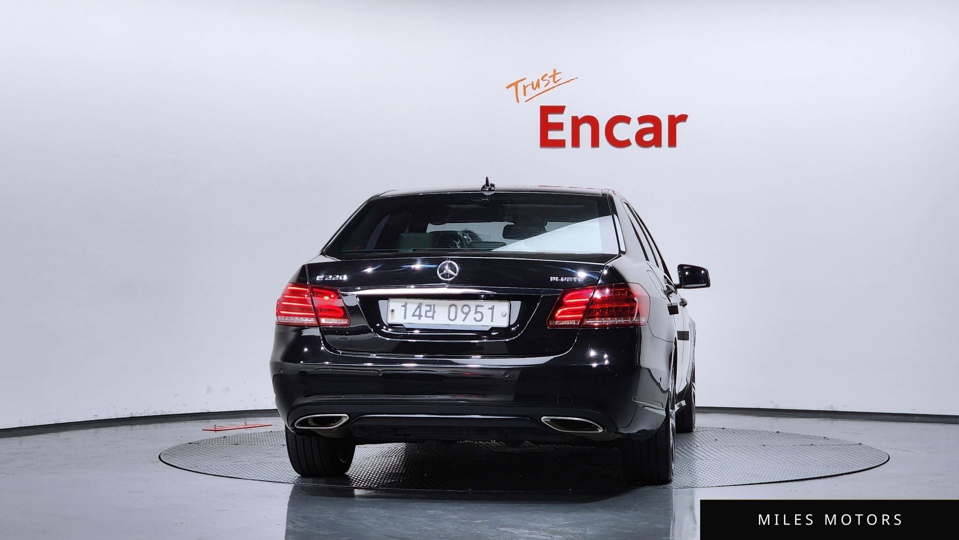 Mercedes-Benz E-Class W212 2016 — миниатюра 4