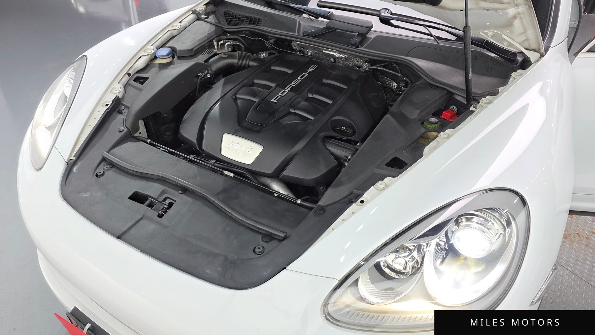 Porsche Cayenne 2014 — миниатюра 6